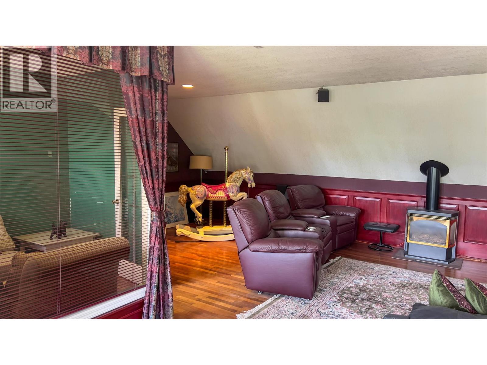 5482 Silver Star Road, Vernon, British Columbia  V1B 3K4 - Photo 47 - 10373883