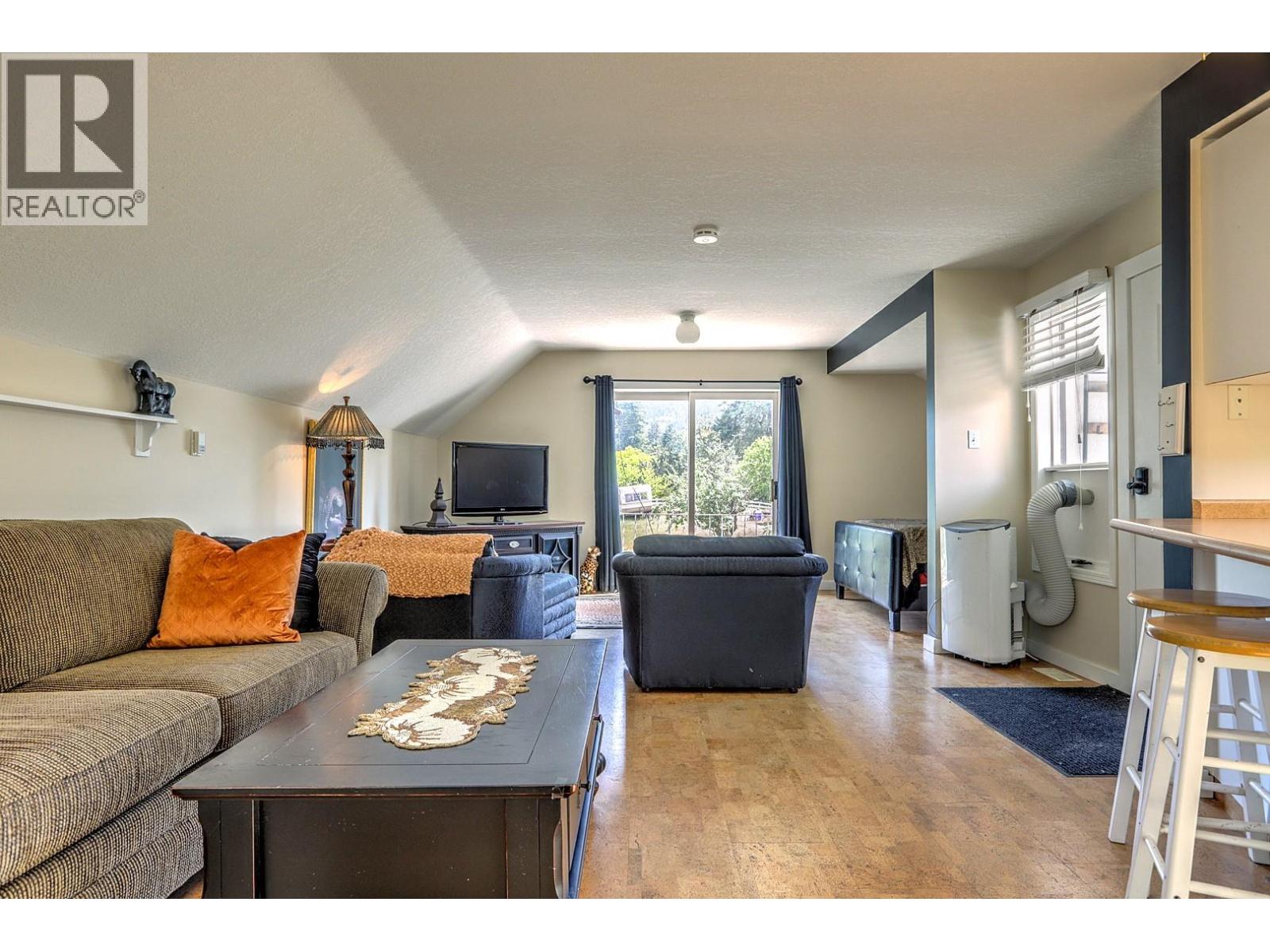 5482 Silver Star Road, Vernon, British Columbia  V1B 3K4 - Photo 57 - 10373883