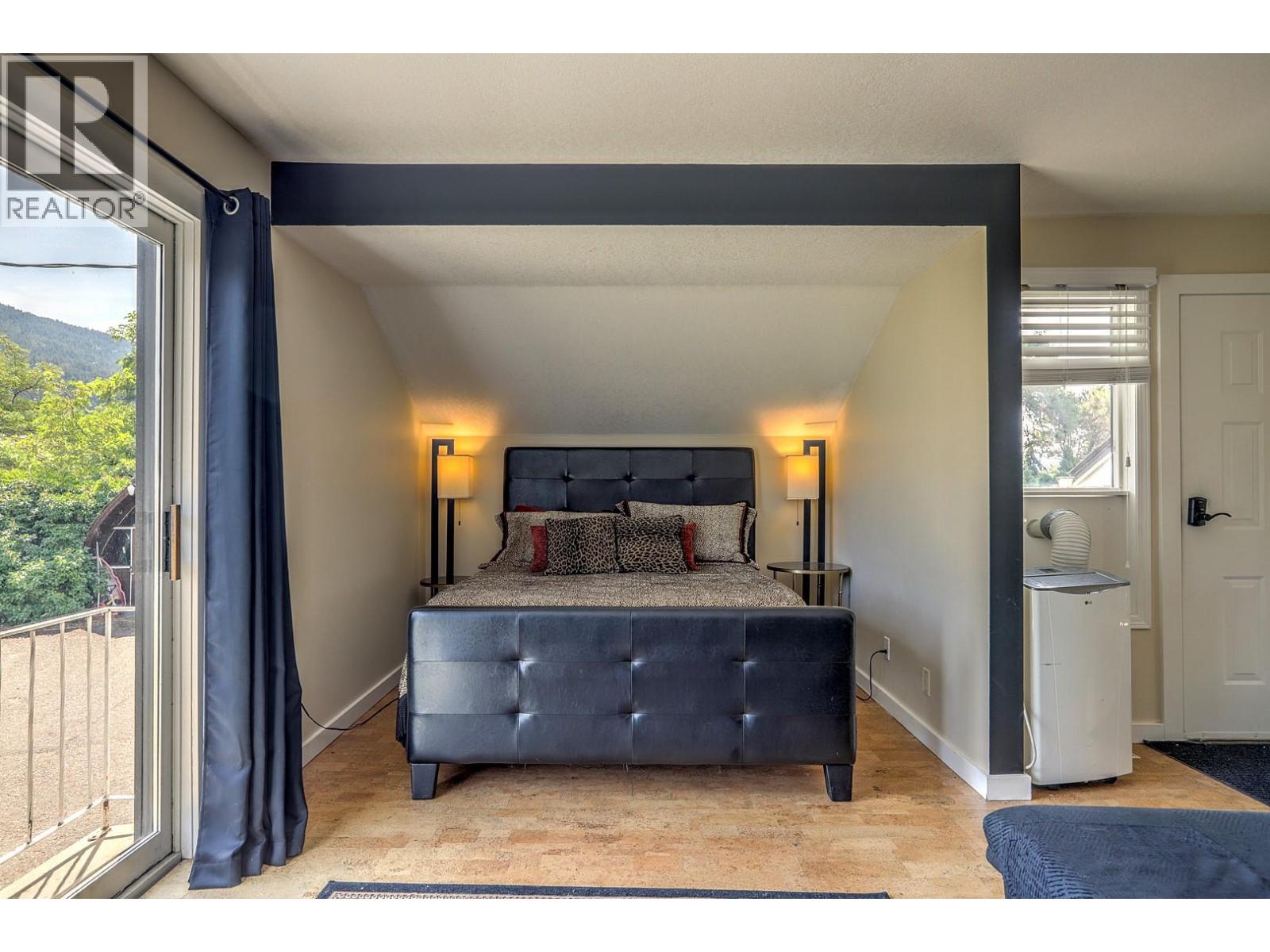 5482 Silver Star Road, Vernon, British Columbia  V1B 3K4 - Photo 59 - 10373883