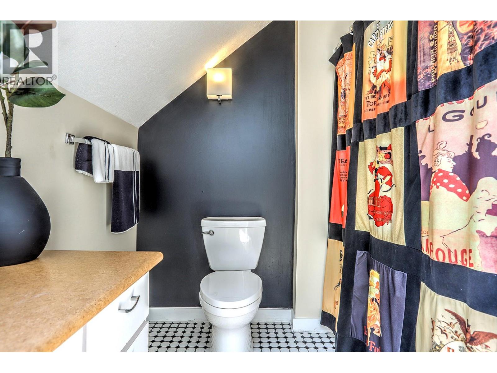 5482 Silver Star Road, Vernon, British Columbia  V1B 3K4 - Photo 62 - 10373883