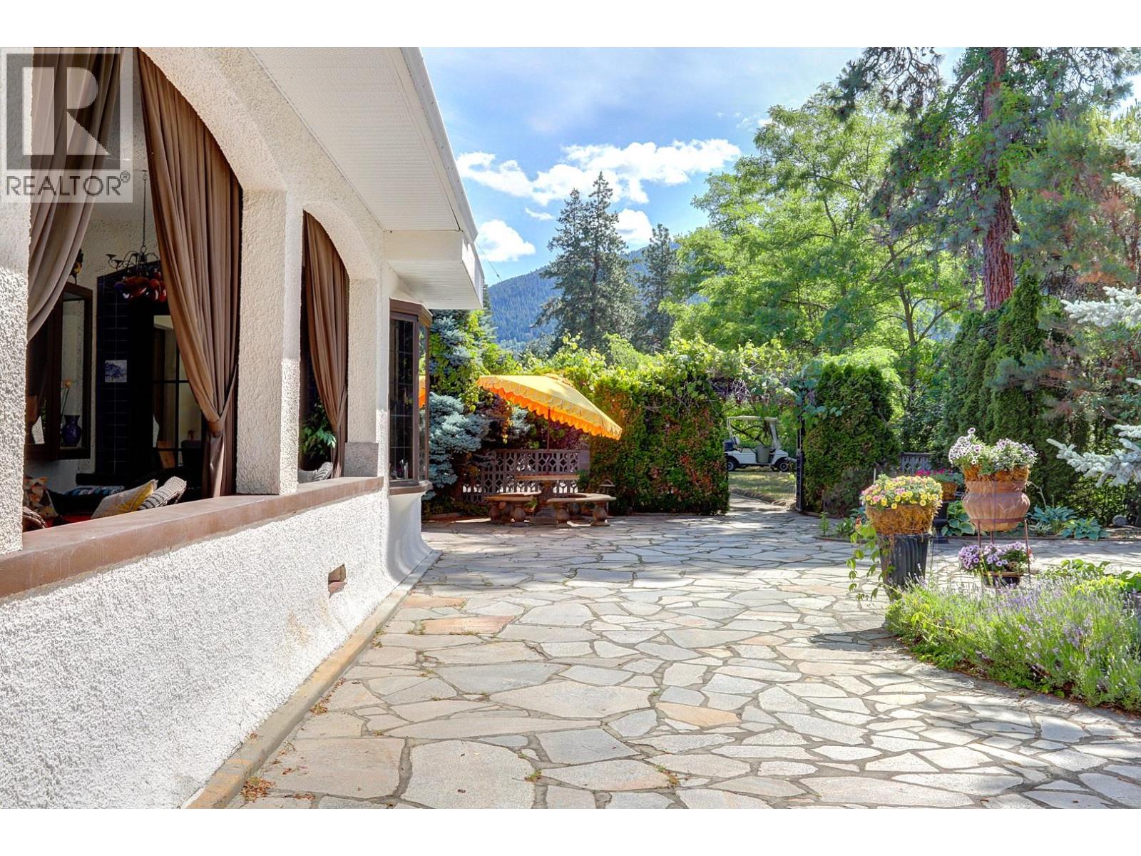 5482 Silver Star Road, Vernon, British Columbia  V1B 3K4 - Photo 67 - 10373883