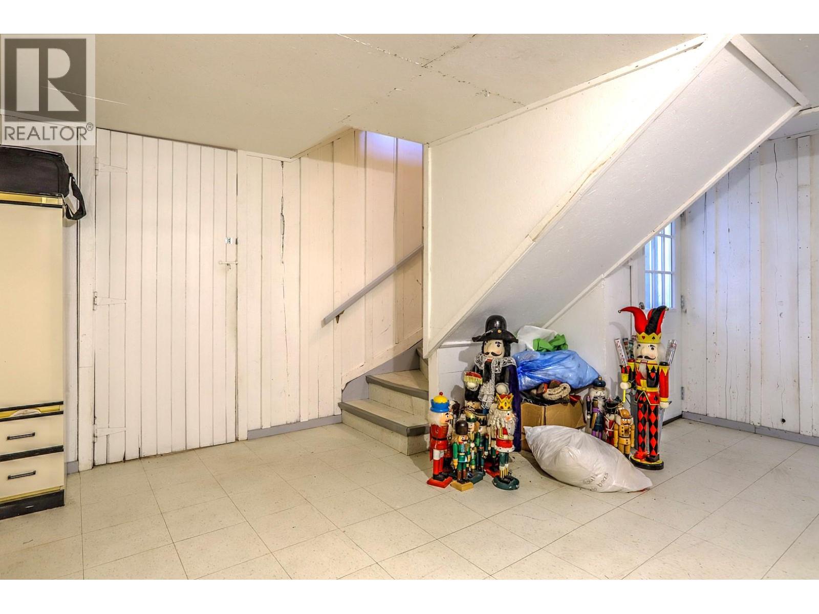 5482 Silver Star Road, Vernon, British Columbia  V1B 3K4 - Photo 75 - 10373883