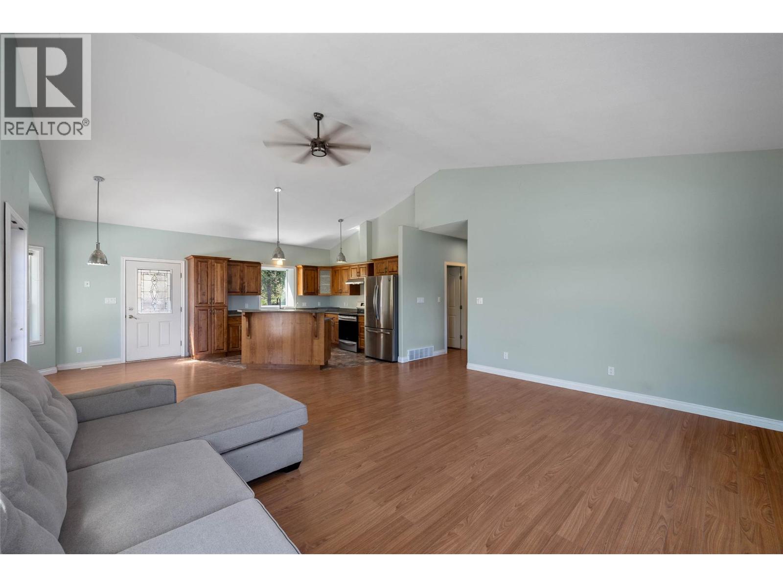 6216 Savona Access Road, Kamloops, British Columbia  V0K 2J0 - Photo 15 - 10383005