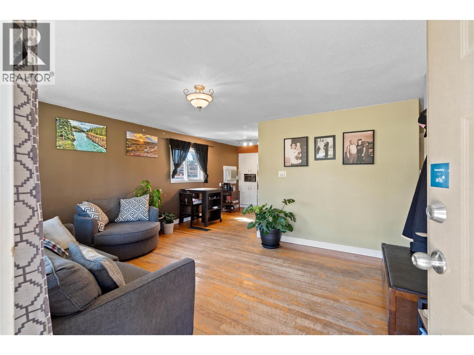 2164 Crescent Drive, Kamloops, British Columbia  V2C 4J4 - Photo 5 - 10383922