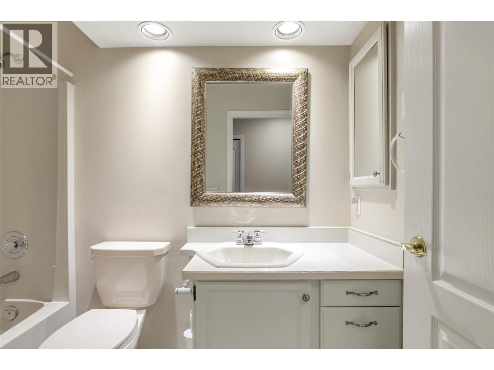 1201 Cameron Avenue Unit# 110, Kelowna, British Columbia  V1W 3R9 - Photo 29 - 10383772