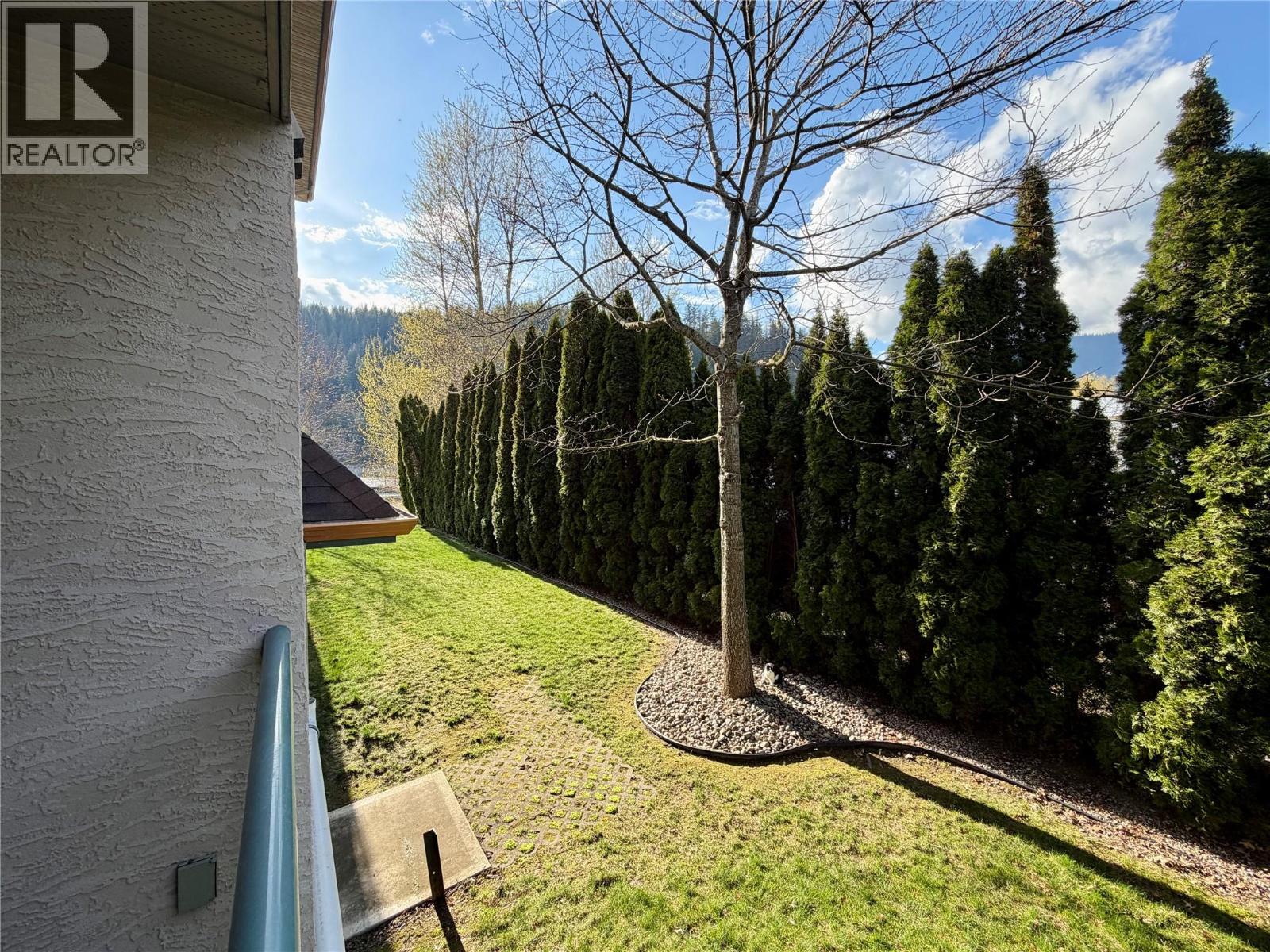 1002 Riverside Avenue Unit# 118, Sicamous, British Columbia  V0E 2V1 - Photo 10 - 10383180