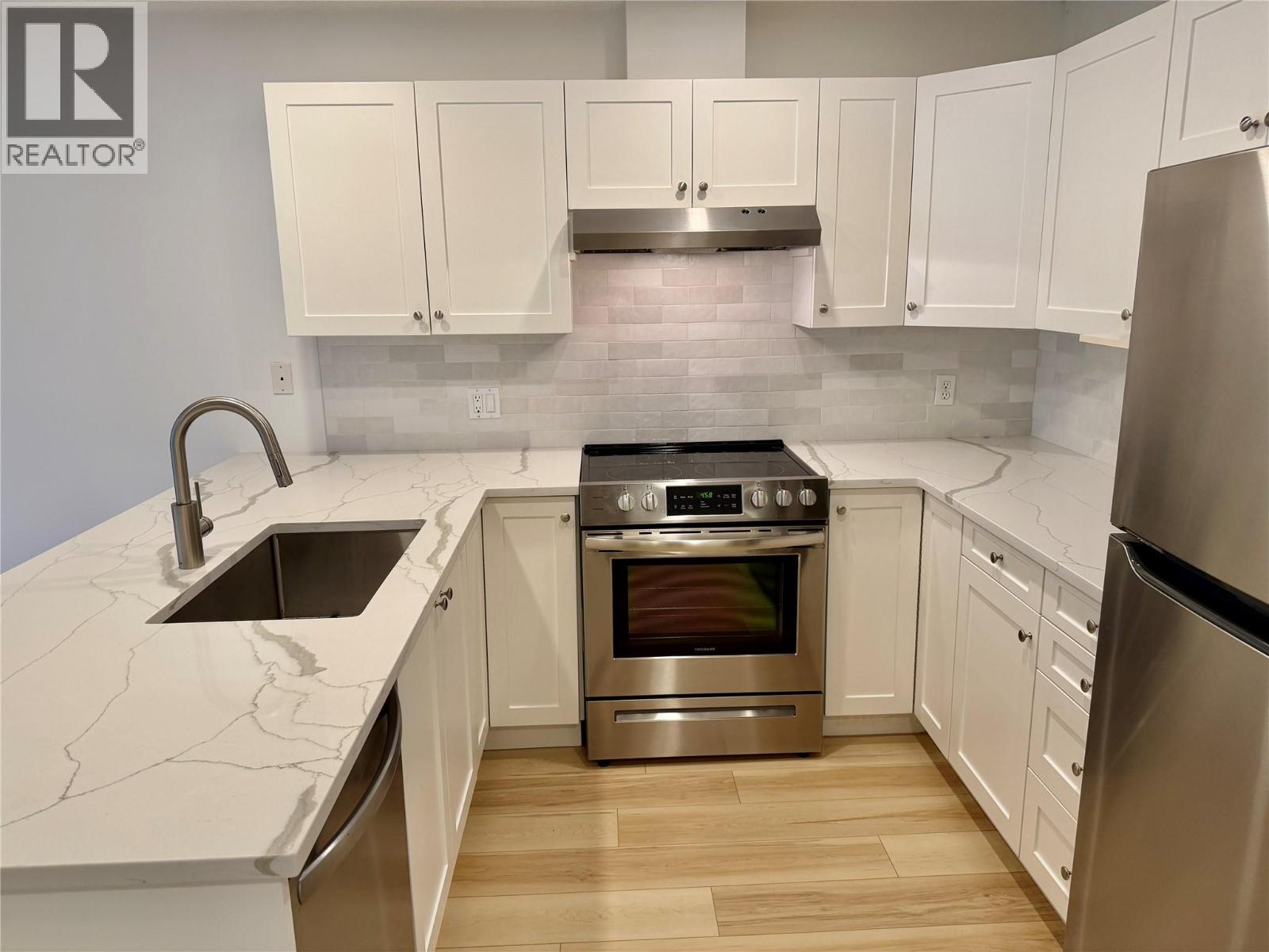 1002 Riverside Avenue Unit# 118, Sicamous, British Columbia  V0E 2V1 - Photo 3 - 10383180