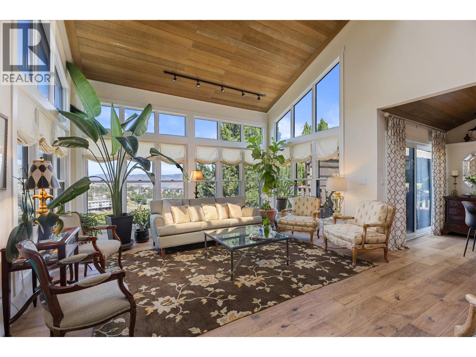 1620 Farnham Wynd, Kamloops, British Columbia  V2E 1L7 - Photo 11 - 10383165