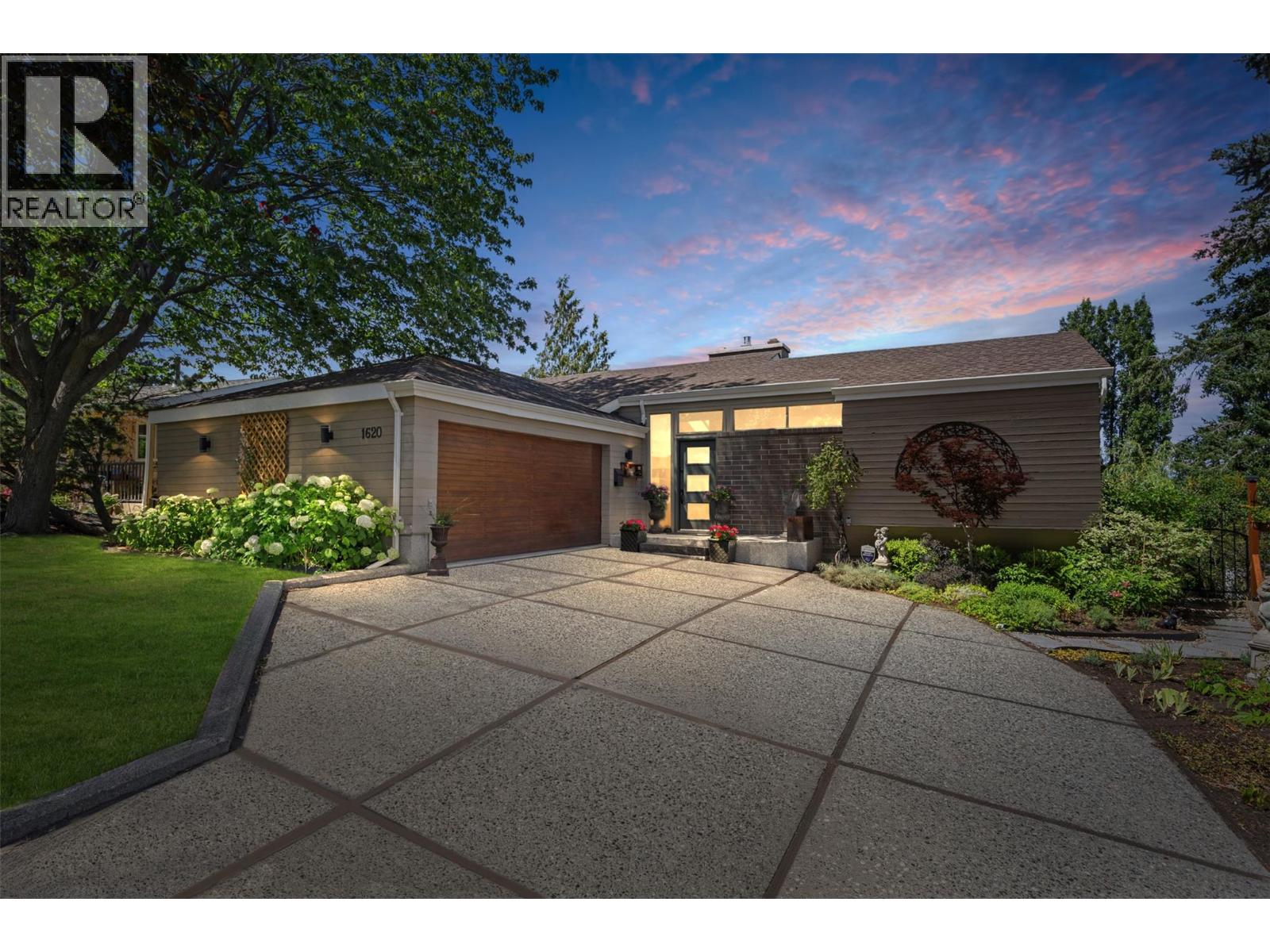 1620 Farnham Wynd, Kamloops, British Columbia  V2E 1L7 - Photo 2 - 10383165