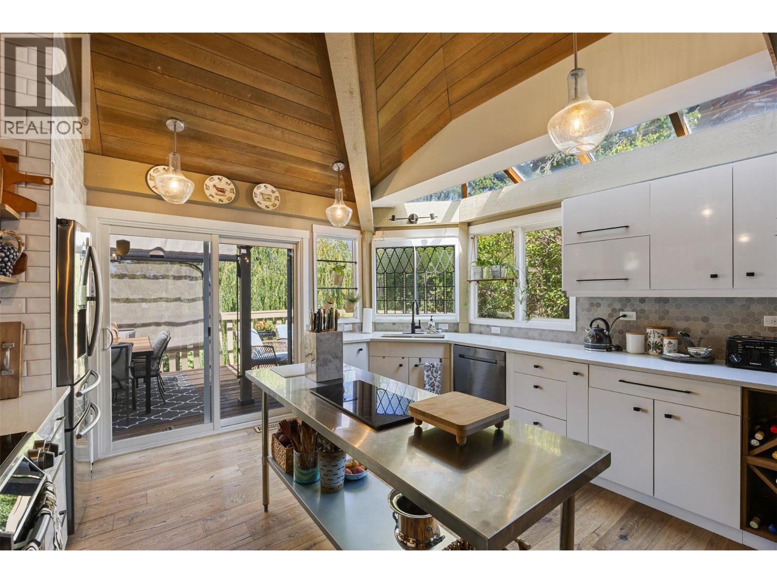 1620 Farnham Wynd, Kamloops, British Columbia  V2E 1L7 - Photo 21 - 10383165