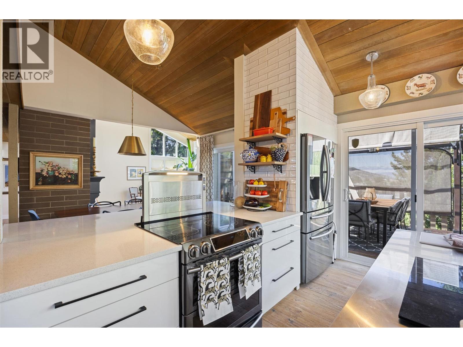 1620 Farnham Wynd, Kamloops, British Columbia  V2E 1L7 - Photo 24 - 10383165