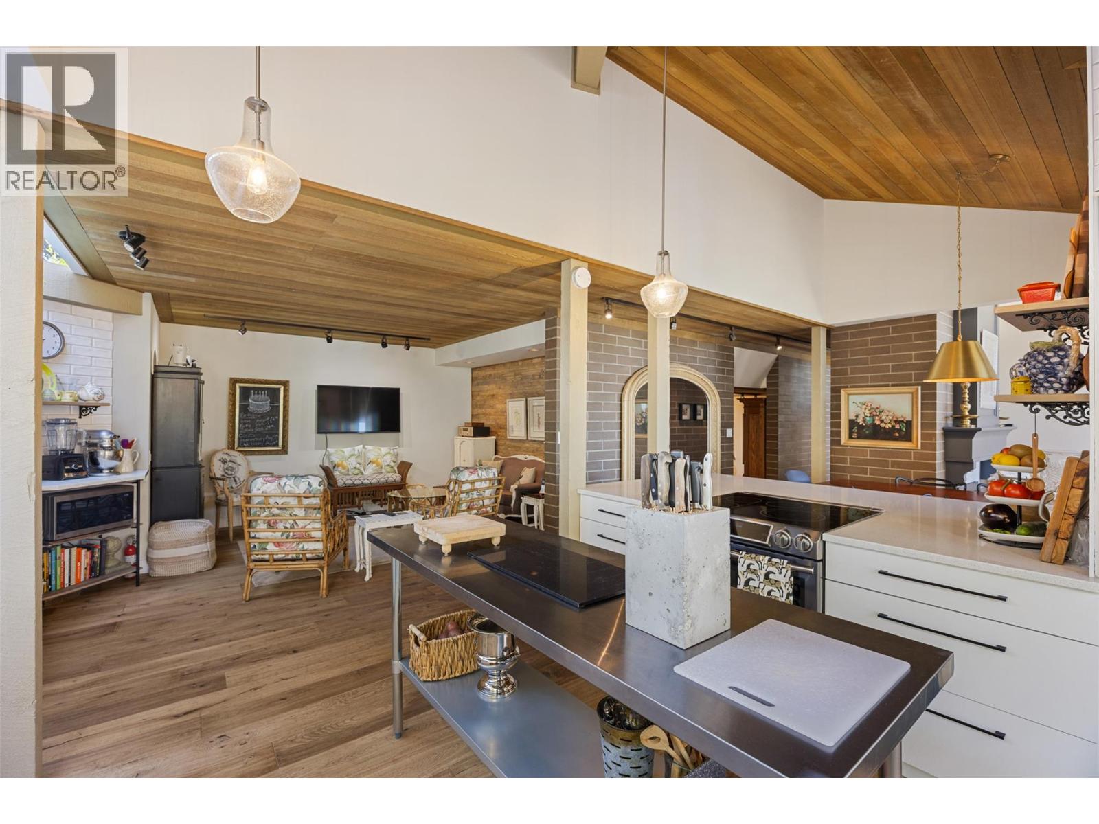 1620 Farnham Wynd, Kamloops, British Columbia  V2E 1L7 - Photo 25 - 10383165