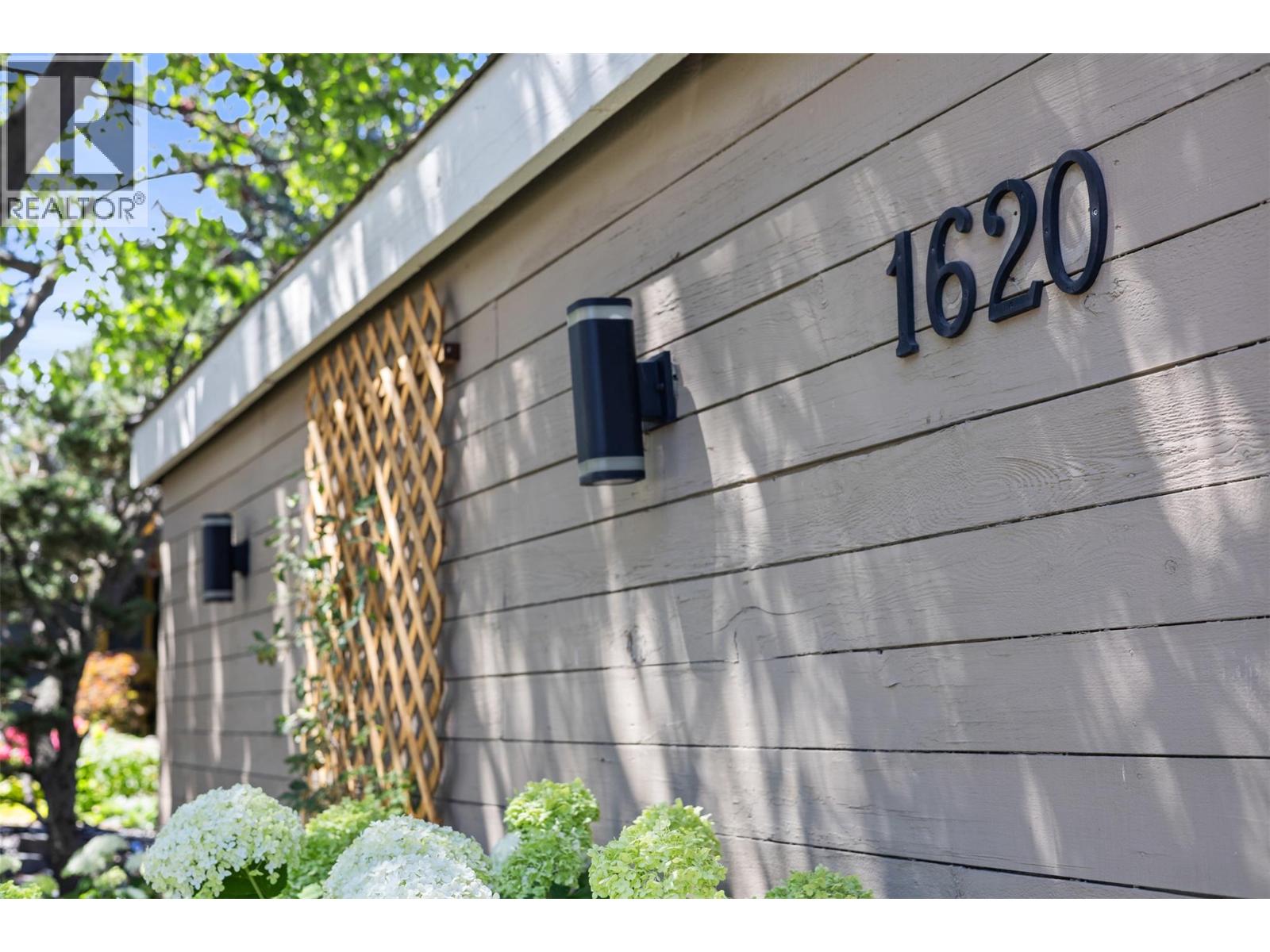 1620 Farnham Wynd, Kamloops, British Columbia  V2E 1L7 - Photo 4 - 10383165