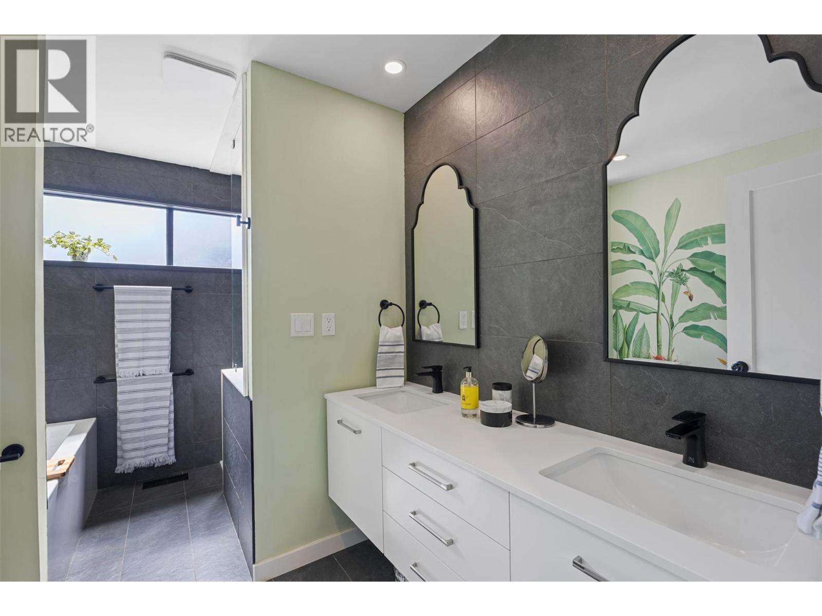 1620 Farnham Wynd, Kamloops, British Columbia  V2E 1L7 - Photo 49 - 10383165