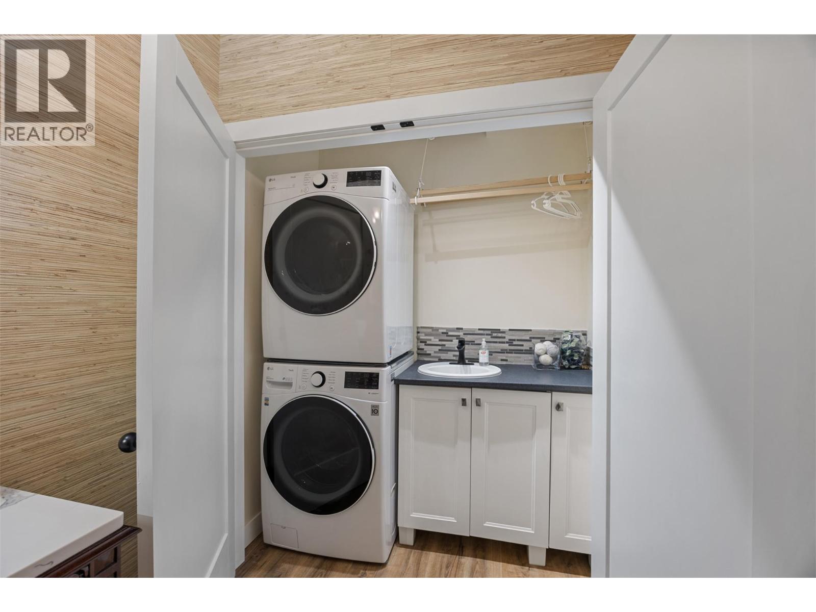 1620 Farnham Wynd, Kamloops, British Columbia  V2E 1L7 - Photo 60 - 10383165