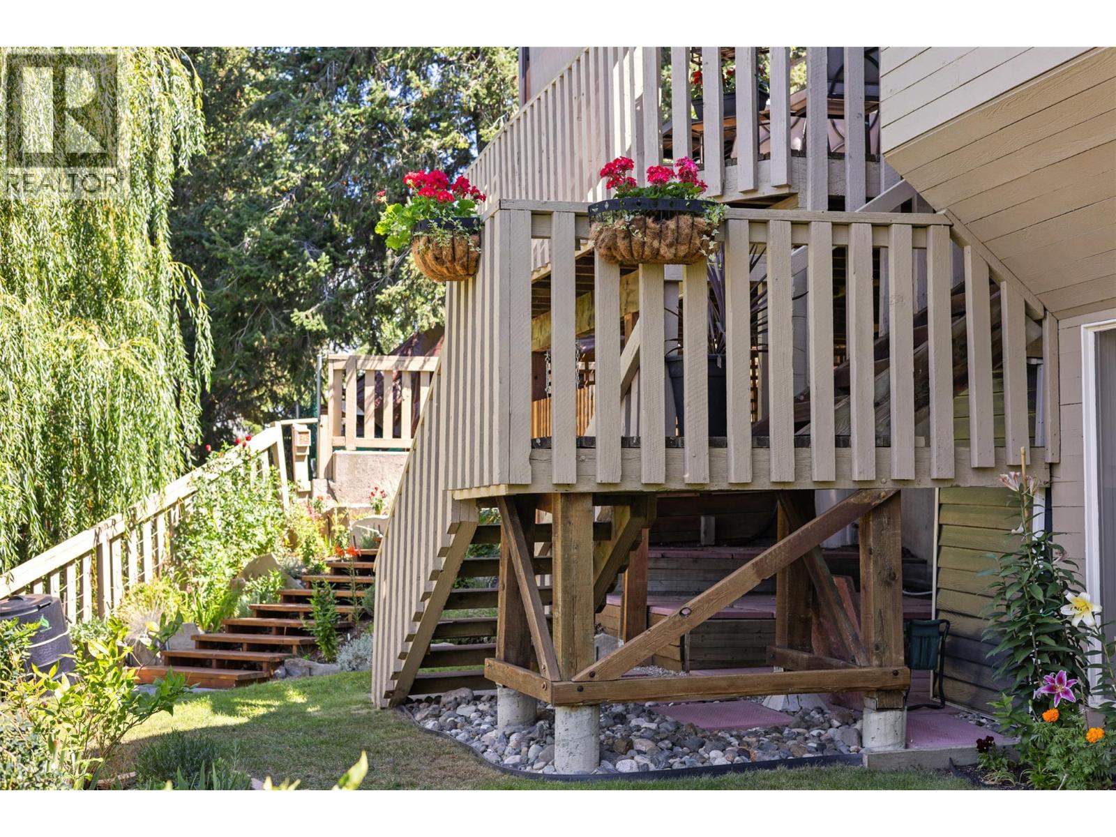 1620 Farnham Wynd, Kamloops, British Columbia  V2E 1L7 - Photo 81 - 10383165