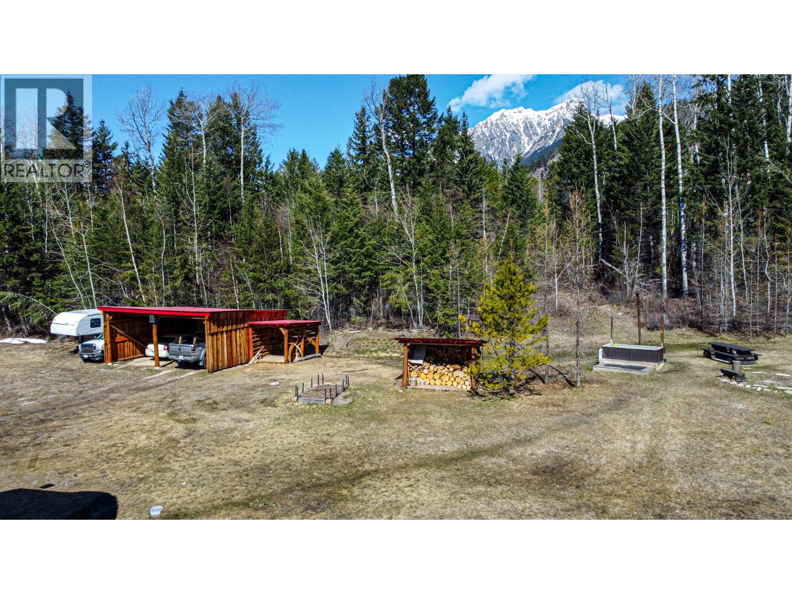 4360 Adair Road, Parson, British Columbia  V0A 1L0 - Photo 14 - 10383152