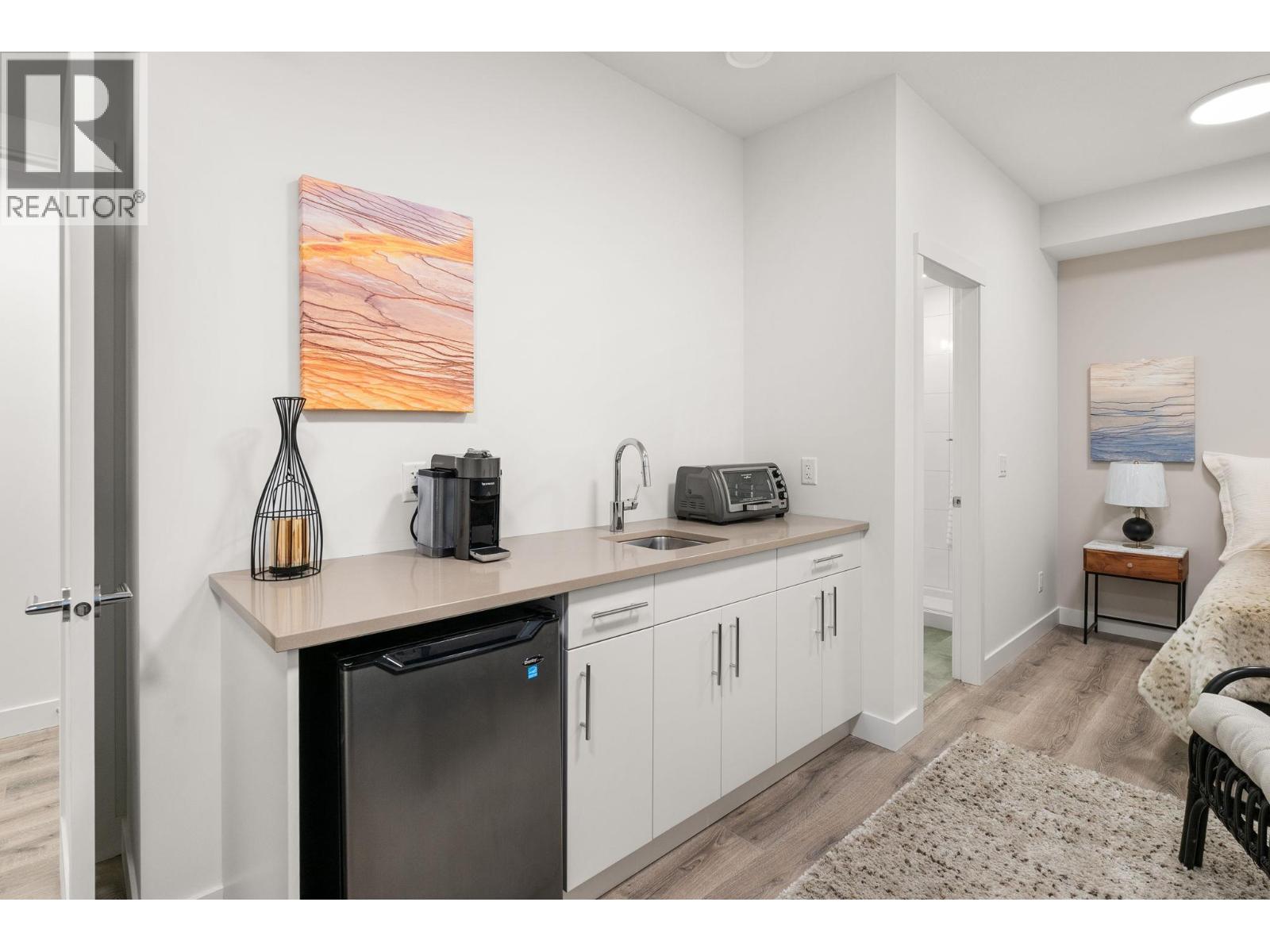 610 Academy Way Unit# 125, Kelowna, British Columbia  V1V 0H2 - Photo 3 - 10383889