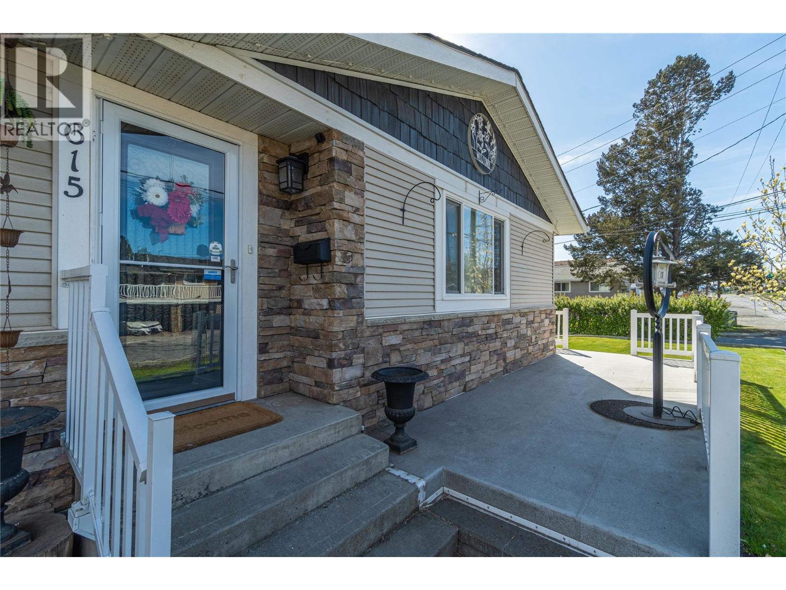 615 York Avenue, Kamloops, British Columbia  V2B 7M5 - Photo 14 - 10383765