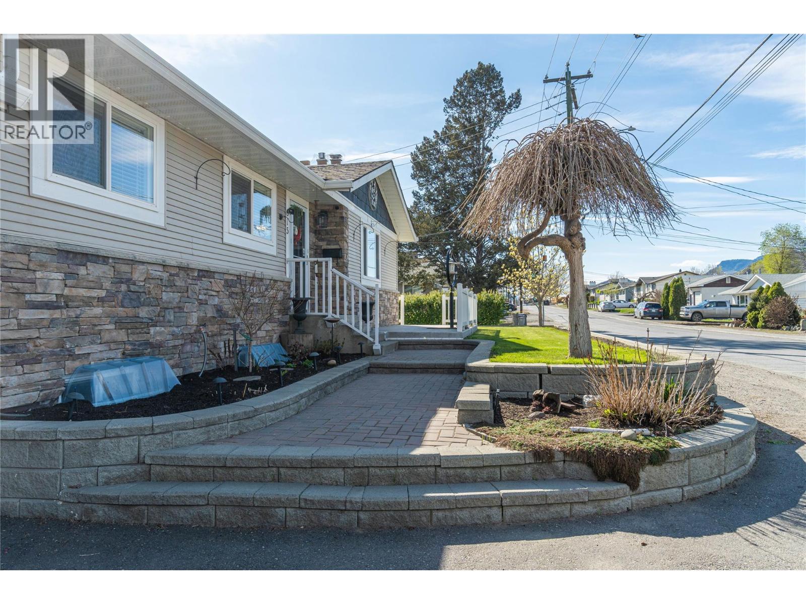 615 York Avenue, Kamloops, British Columbia  V2B 7M5 - Photo 45 - 10383765