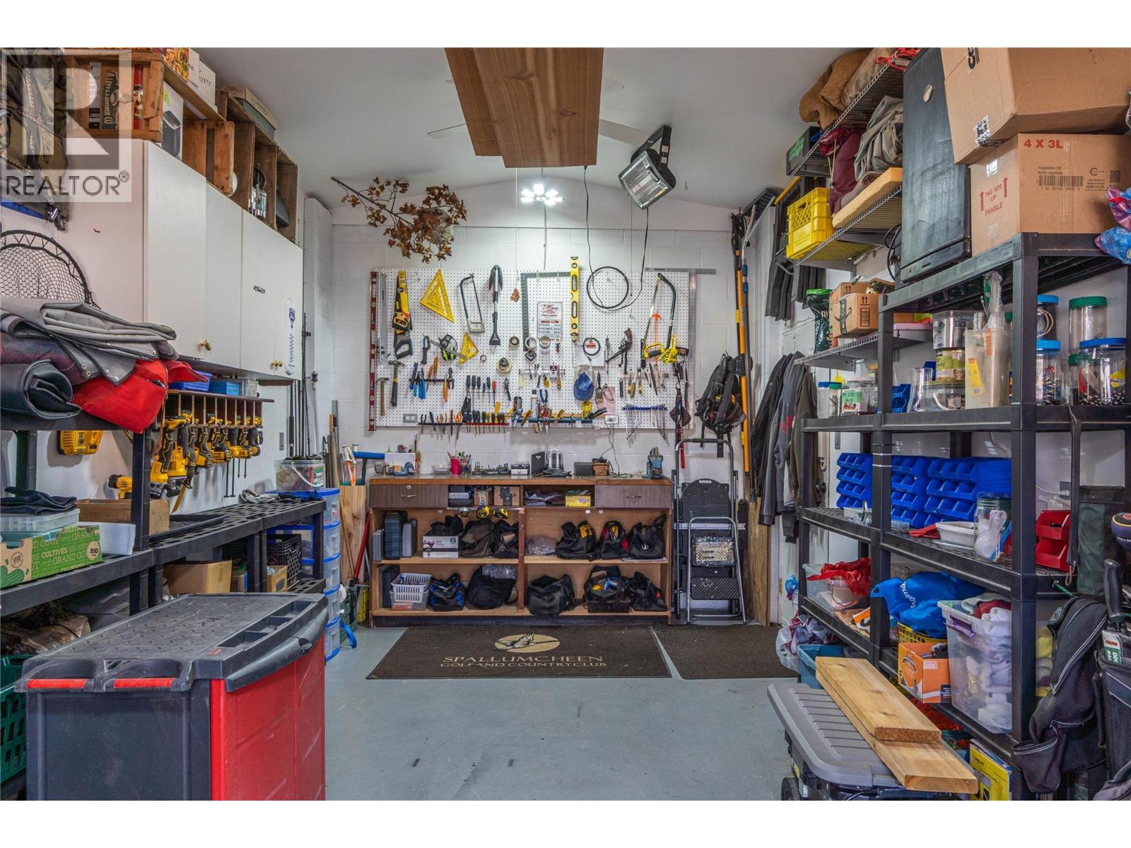 615 York Avenue, Kamloops, British Columbia  V2B 7M5 - Photo 46 - 10383765