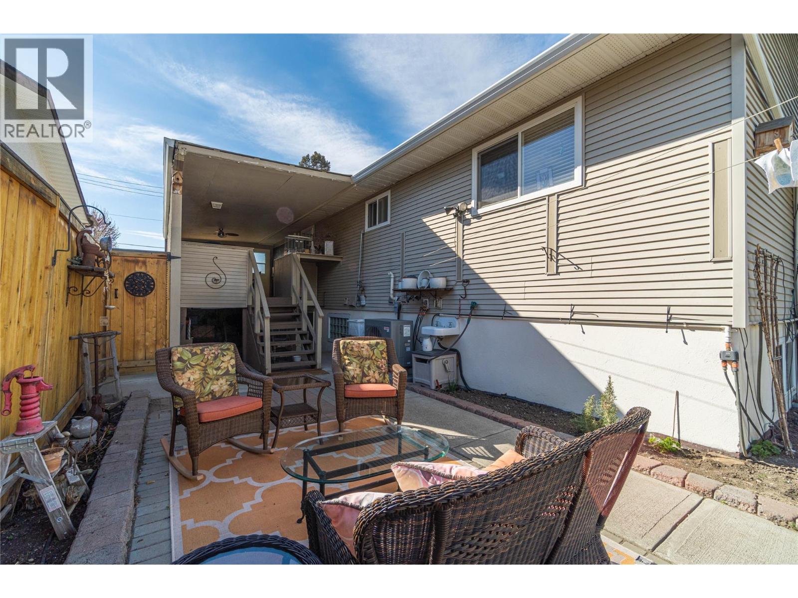 615 York Avenue, Kamloops, British Columbia  V2B 7M5 - Photo 49 - 10383765