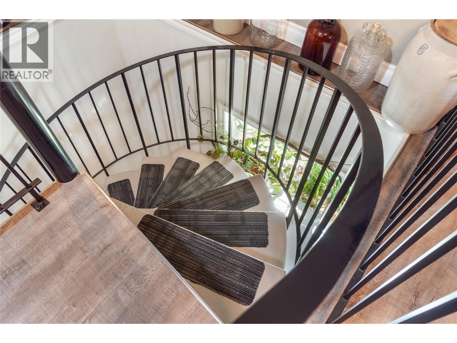 615 York Avenue, Kamloops, British Columbia  V2B 7M5 - Photo 53 - 10383765