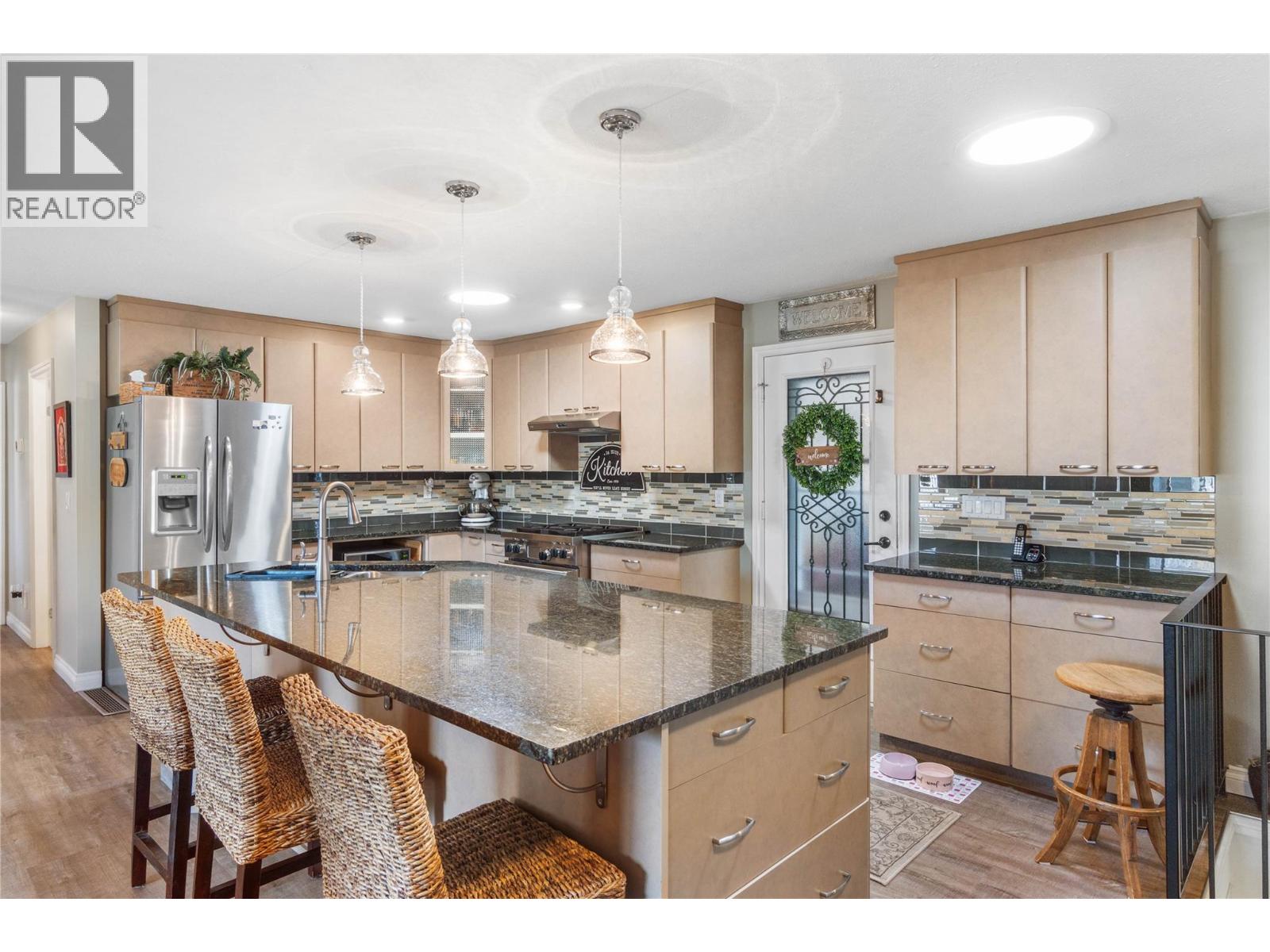 615 York Avenue, Kamloops, British Columbia  V2B 7M5 - Photo 6 - 10383765