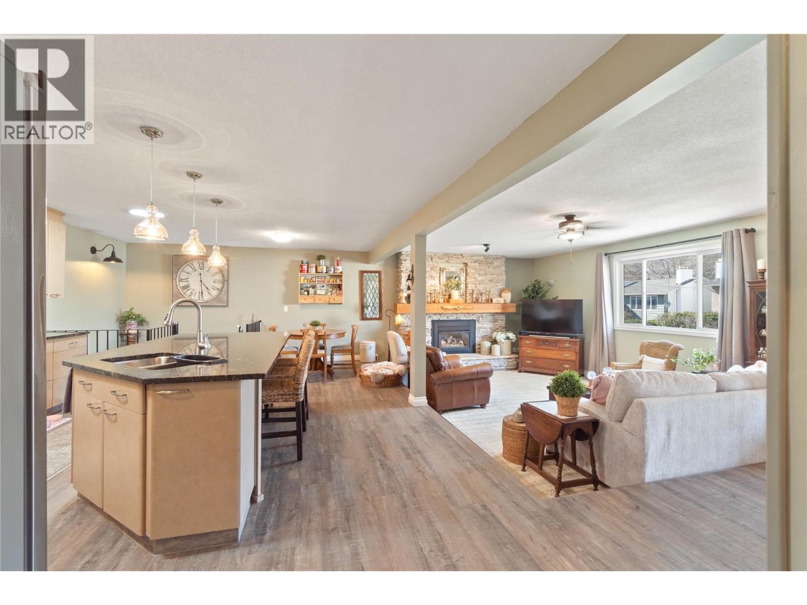 615 York Avenue, Kamloops, British Columbia  V2B 7M5 - Photo 8 - 10383765