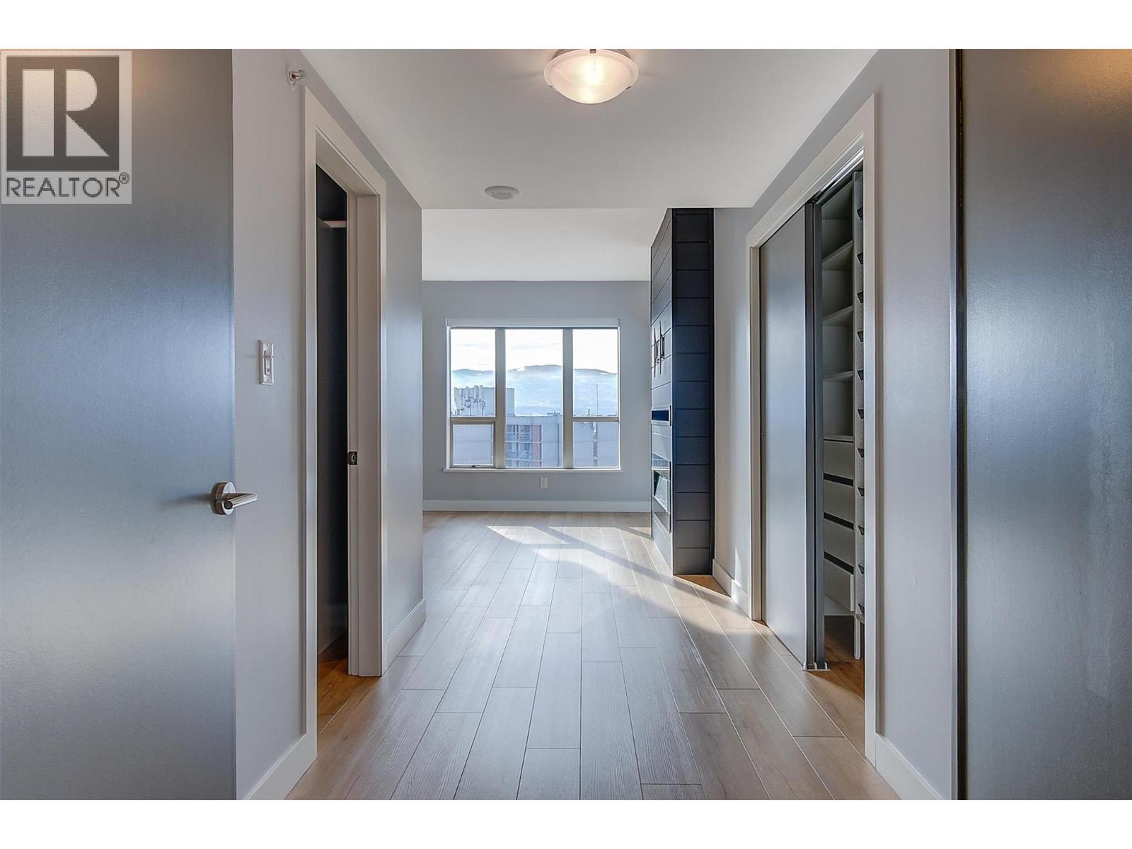 1160 Bernard Avenue Unit# 1209, Kelowna, British Columbia  V1Y 6R2 - Photo 13 - 10383884