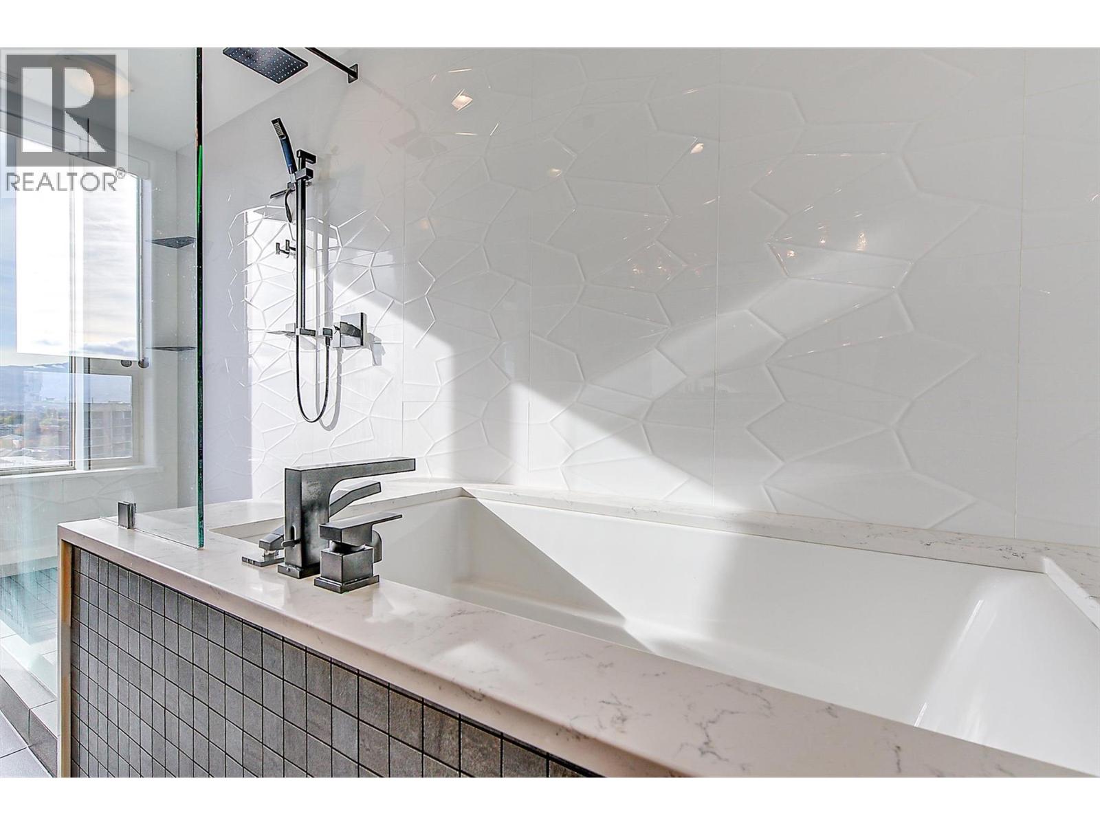 1160 Bernard Avenue Unit# 1209, Kelowna, British Columbia  V1Y 6R2 - Photo 17 - 10383884