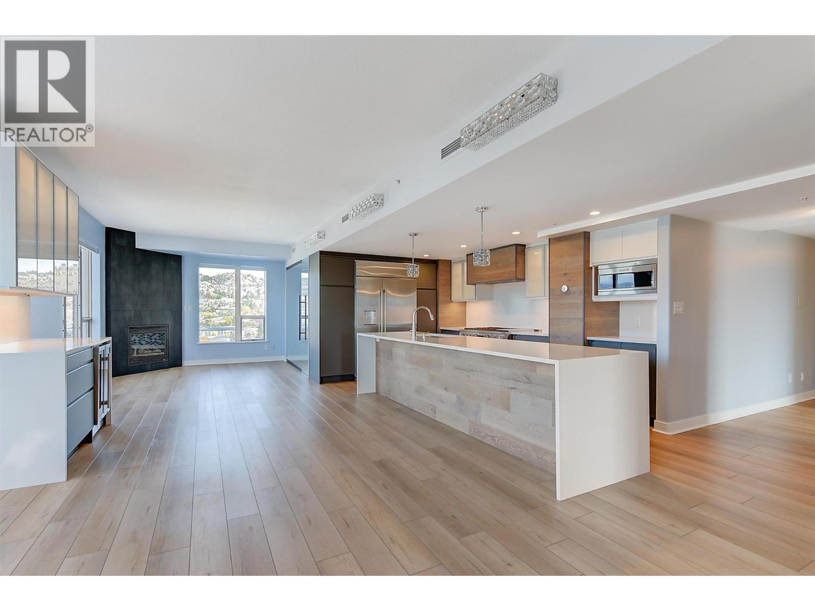 1160 Bernard Avenue Unit# 1209, Kelowna, British Columbia  V1Y 6R2 - Photo 4 - 10383884