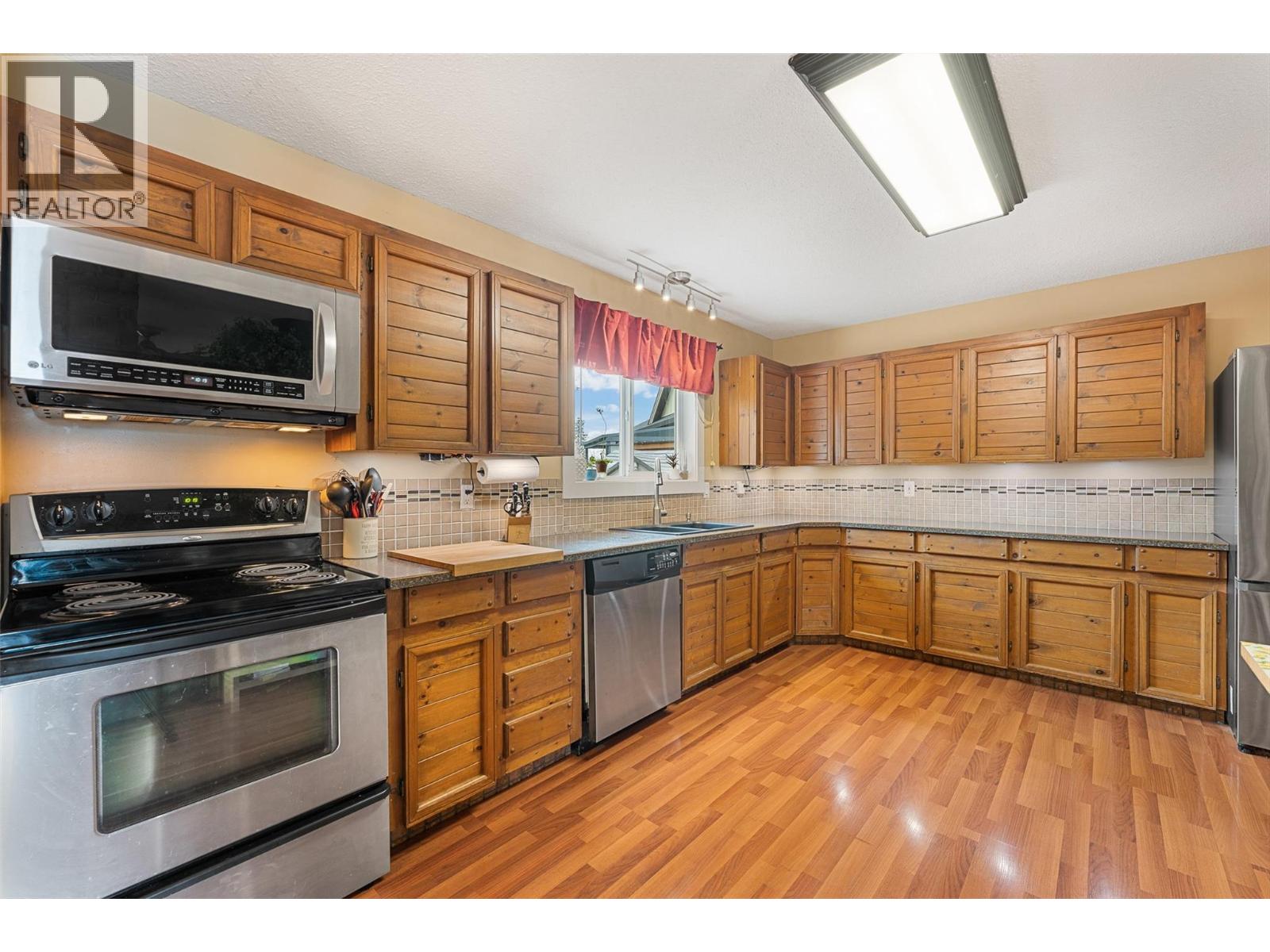 10679 Sherman Drive, Lake Country, British Columbia  V4V 1W2 - Photo 12 - 10383280