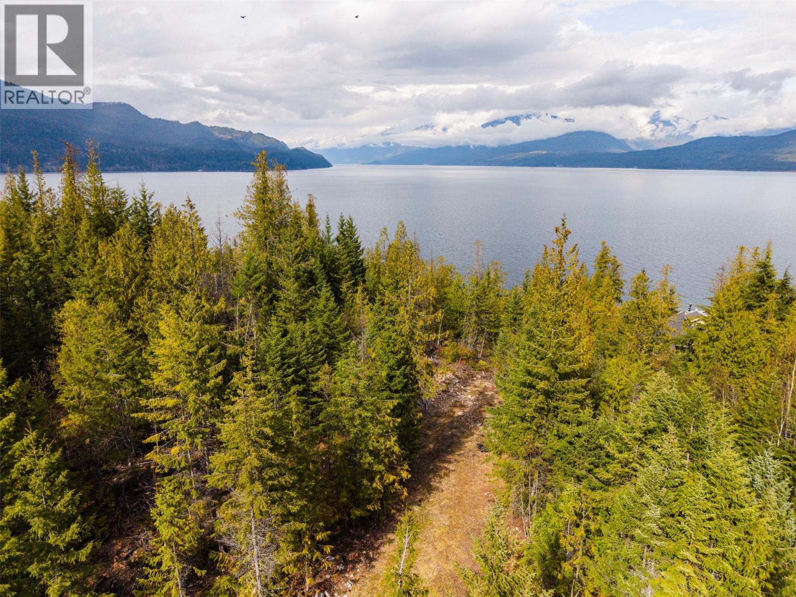 400 Lexington Avenue, Procter, British Columbia  V0G 1V0 - Photo 8 - 10383905