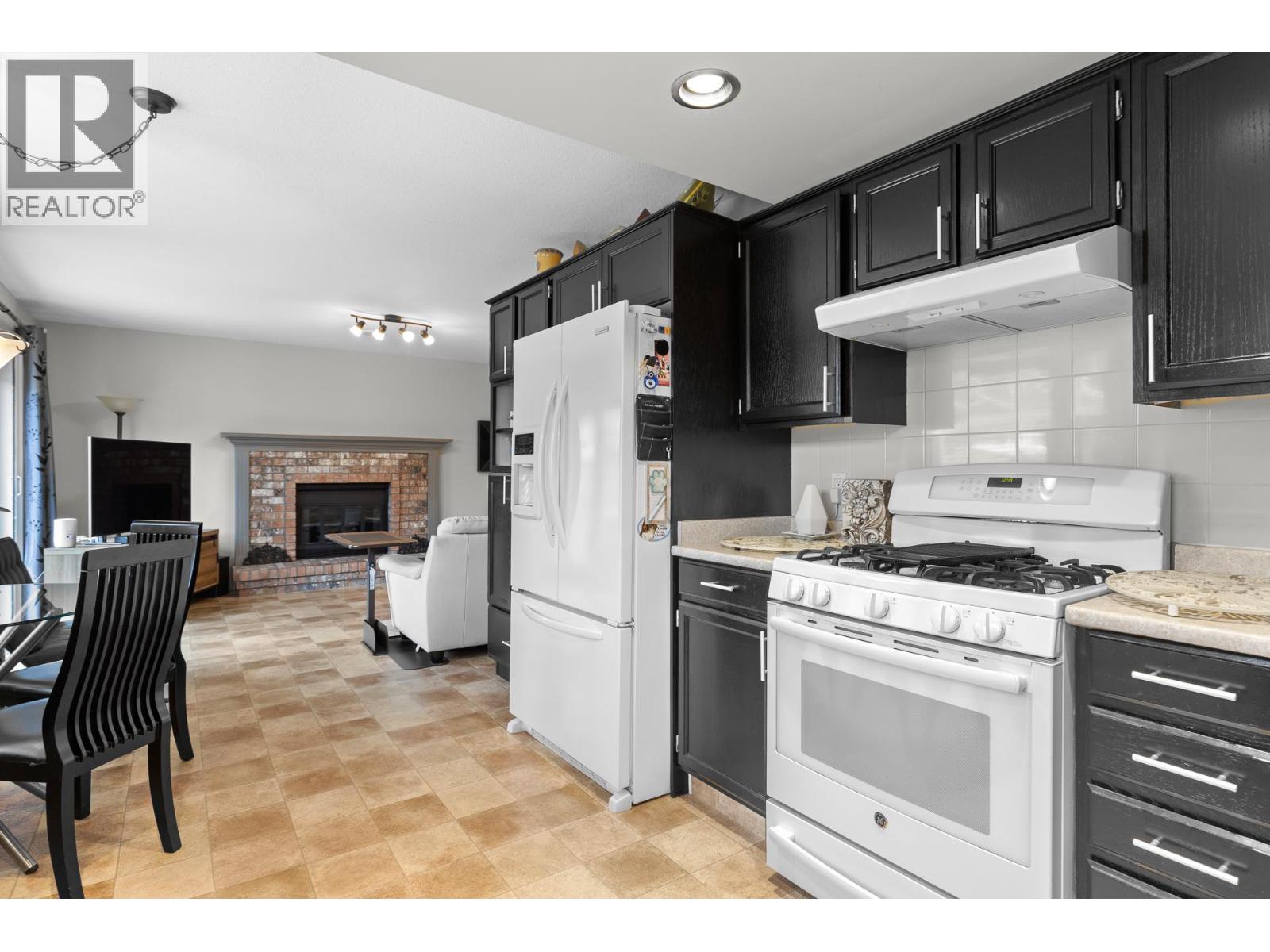 1015 Wintergreen Drive, Kelowna, British Columbia  V1W 3V7 - Photo 14 - 10383890