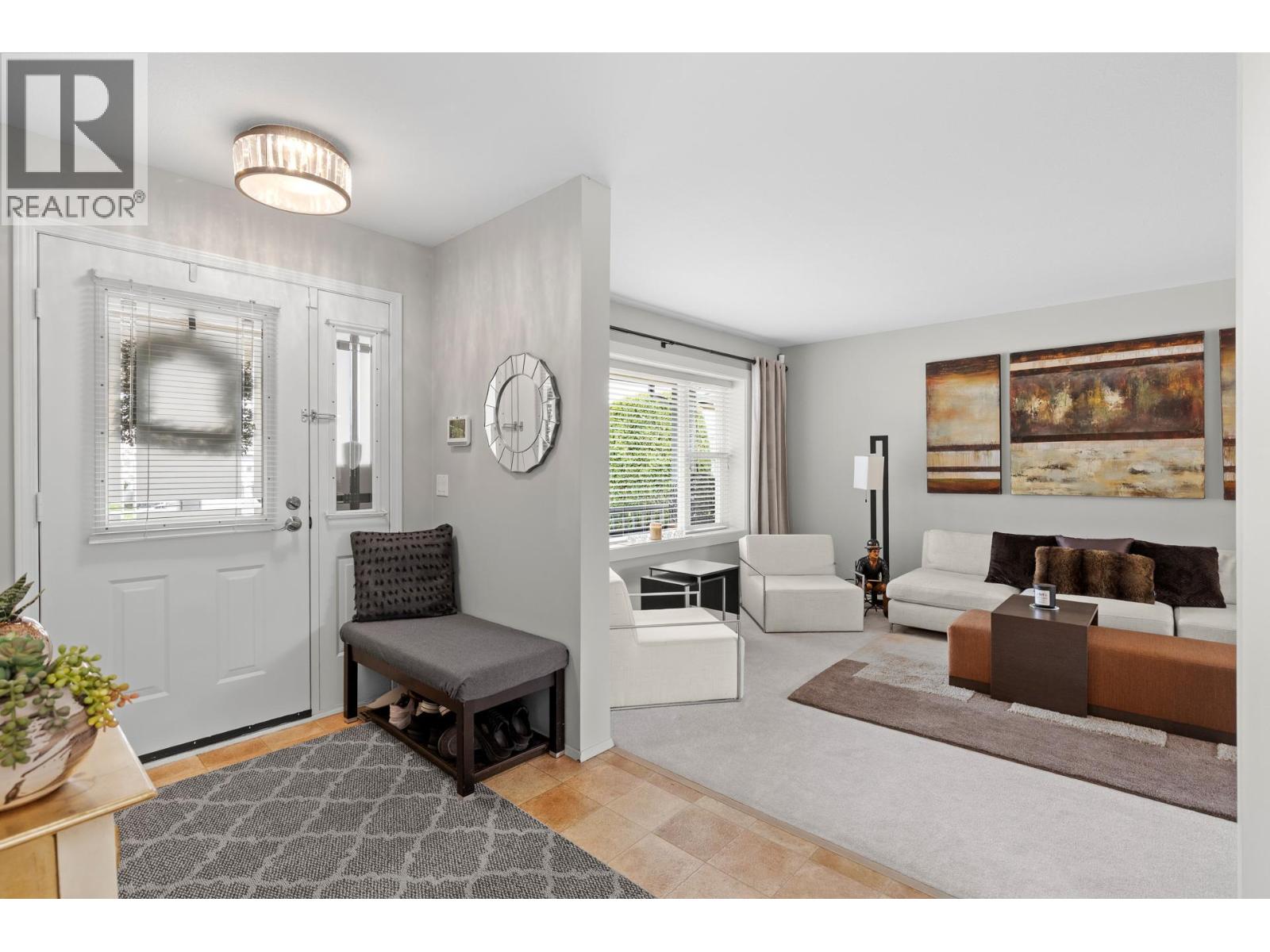 1015 Wintergreen Drive, Kelowna, British Columbia  V1W 3V7 - Photo 6 - 10383890