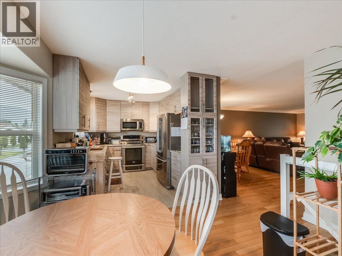 2210 Columbia Avenue Unit# 38, Castlegar, British Columbia  V1N 2X1 - Photo 10 - 10383650