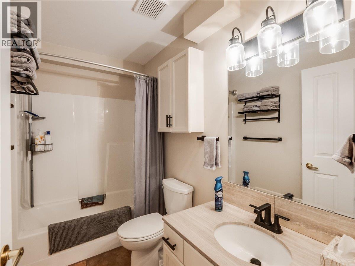 2210 Columbia Avenue Unit# 38, Castlegar, British Columbia  V1N 2X1 - Photo 28 - 10383650