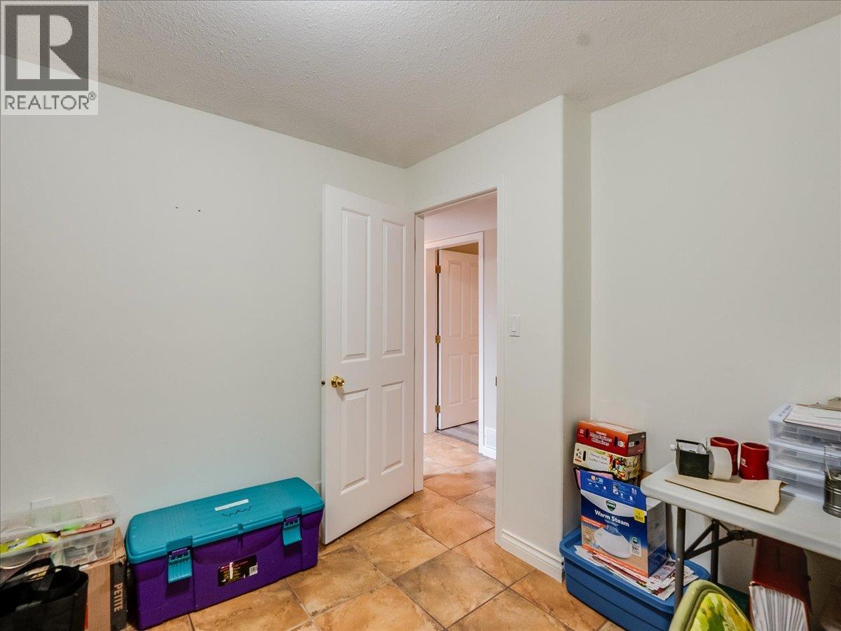 2210 Columbia Avenue Unit# 38, Castlegar, British Columbia  V1N 2X1 - Photo 33 - 10383650