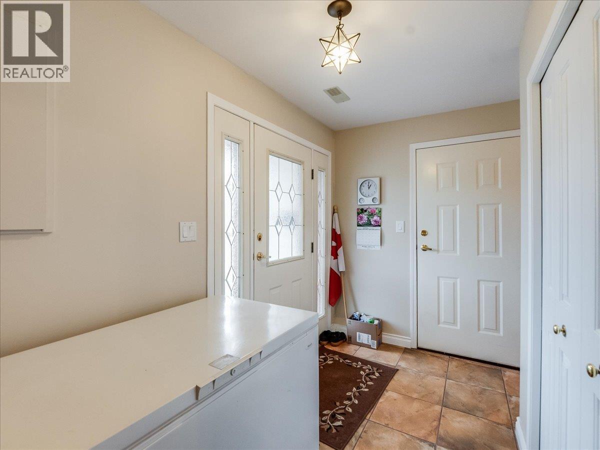 2210 Columbia Avenue Unit# 38, Castlegar, British Columbia  V1N 2X1 - Photo 38 - 10383650