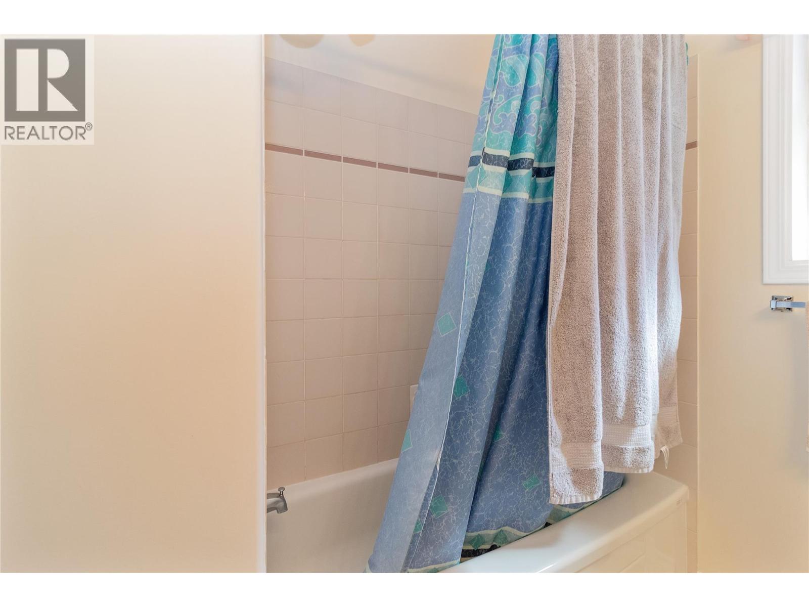 3518 Invermere Court, Kelowna, British Columbia  V1W 3R5 - Photo 35 - 10383960