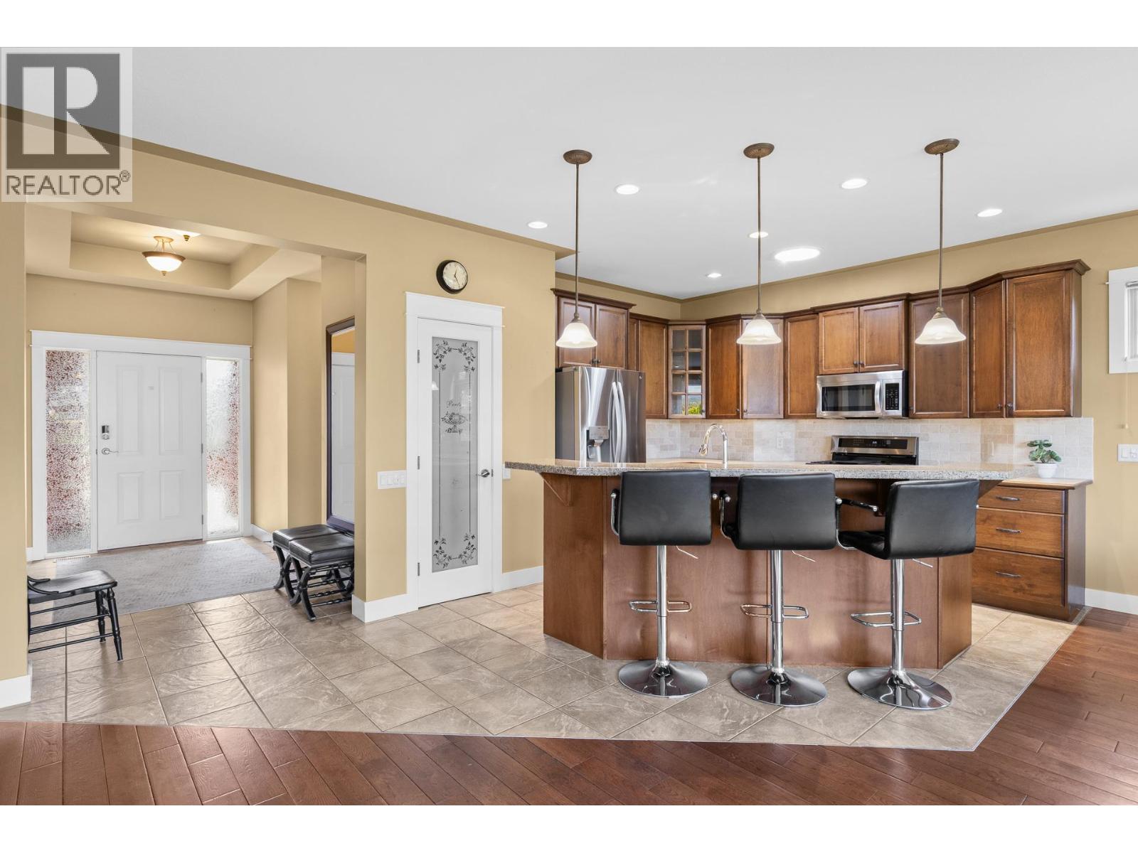 2288 Pine Vista Place, West Kelowna, British Columbia  V4T 2Y1 - Photo 12 - 10380525