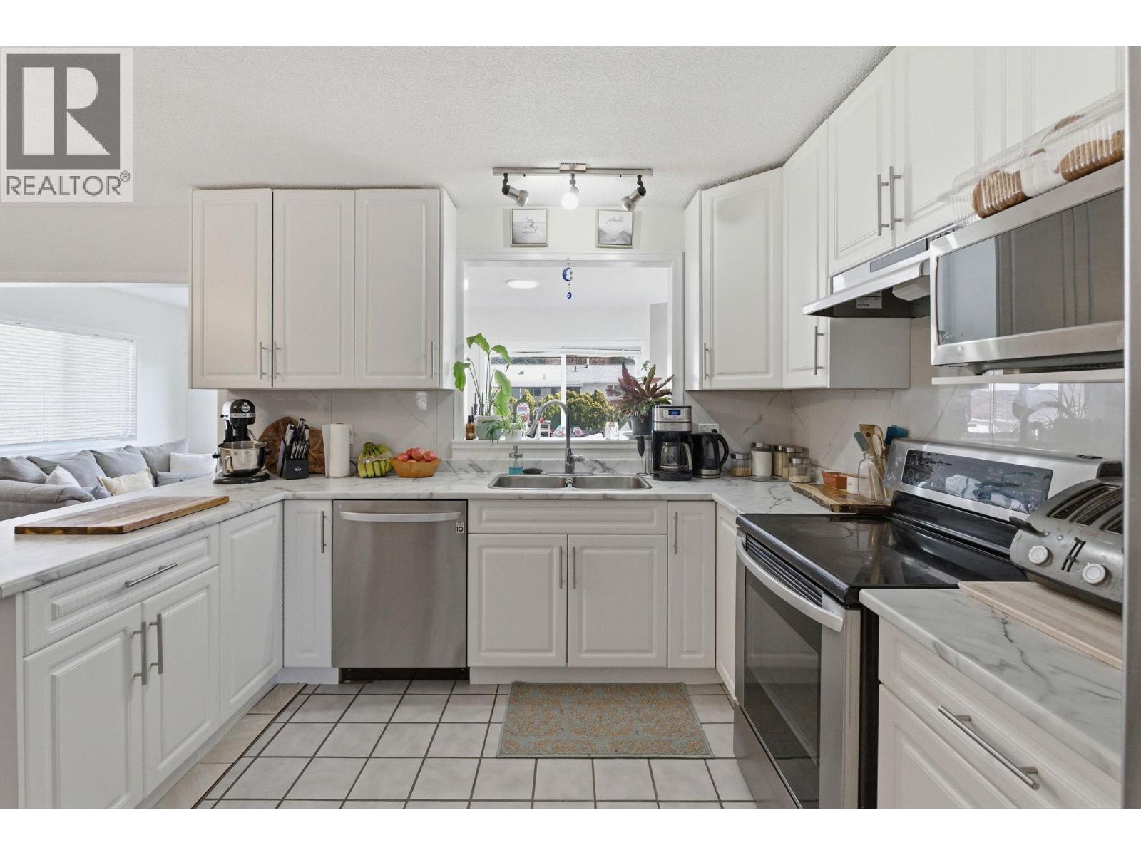 3283 Mcmahon Road, West Kelowna, British Columbia  V4T 1W6 - Photo 10 - 10383962