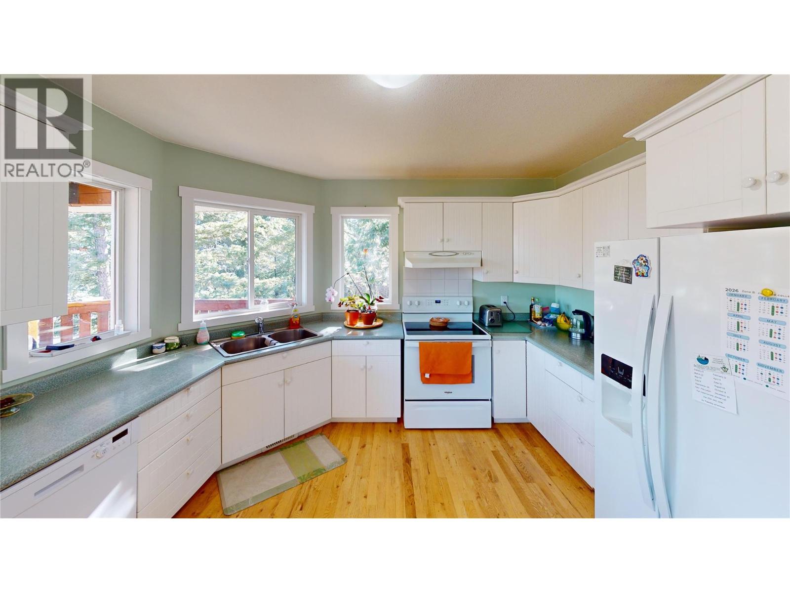 304 Westridge Place, Invermere, British Columbia  V0A 1K4 - Photo 10 - 10383947