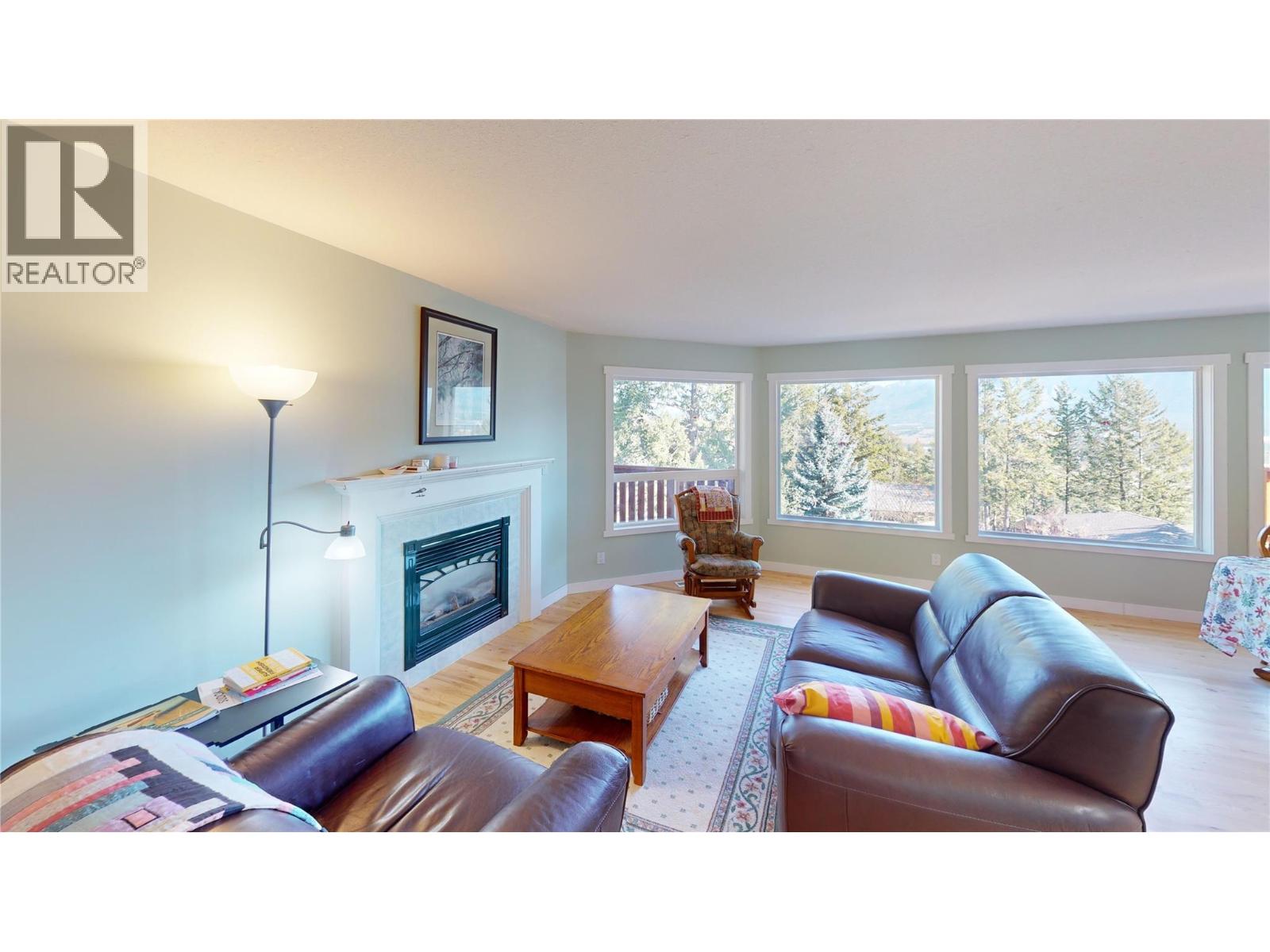 304 Westridge Place, Invermere, British Columbia  V0A 1K4 - Photo 5 - 10383947