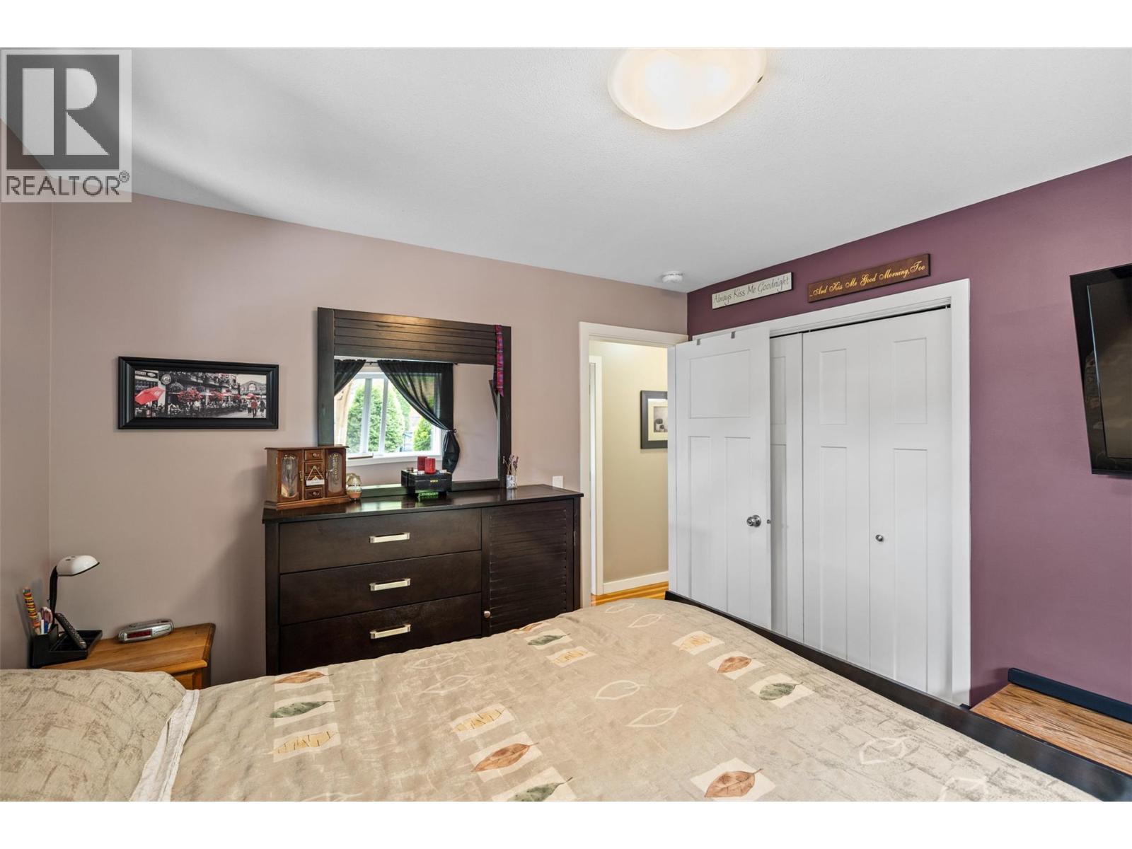 2015 Valleyview Drive, Kamloops, British Columbia  V2C 4C3 - Photo 10 - 10383520