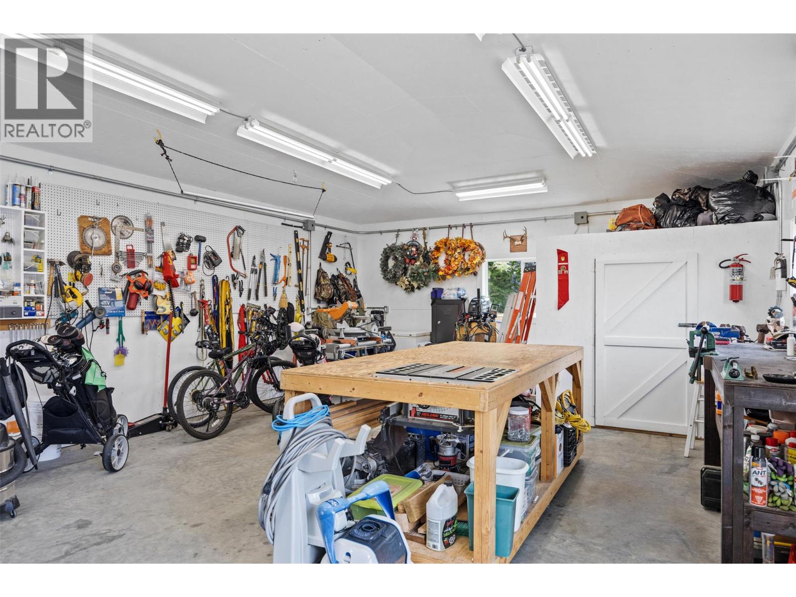 2015 Valleyview Drive, Kamloops, British Columbia  V2C 4C3 - Photo 25 - 10383520