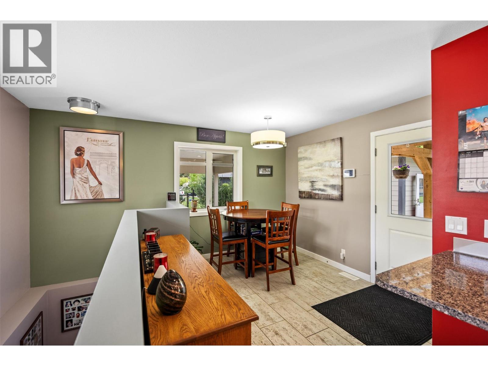 2015 Valleyview Drive, Kamloops, British Columbia  V2C 4C3 - Photo 6 - 10383520