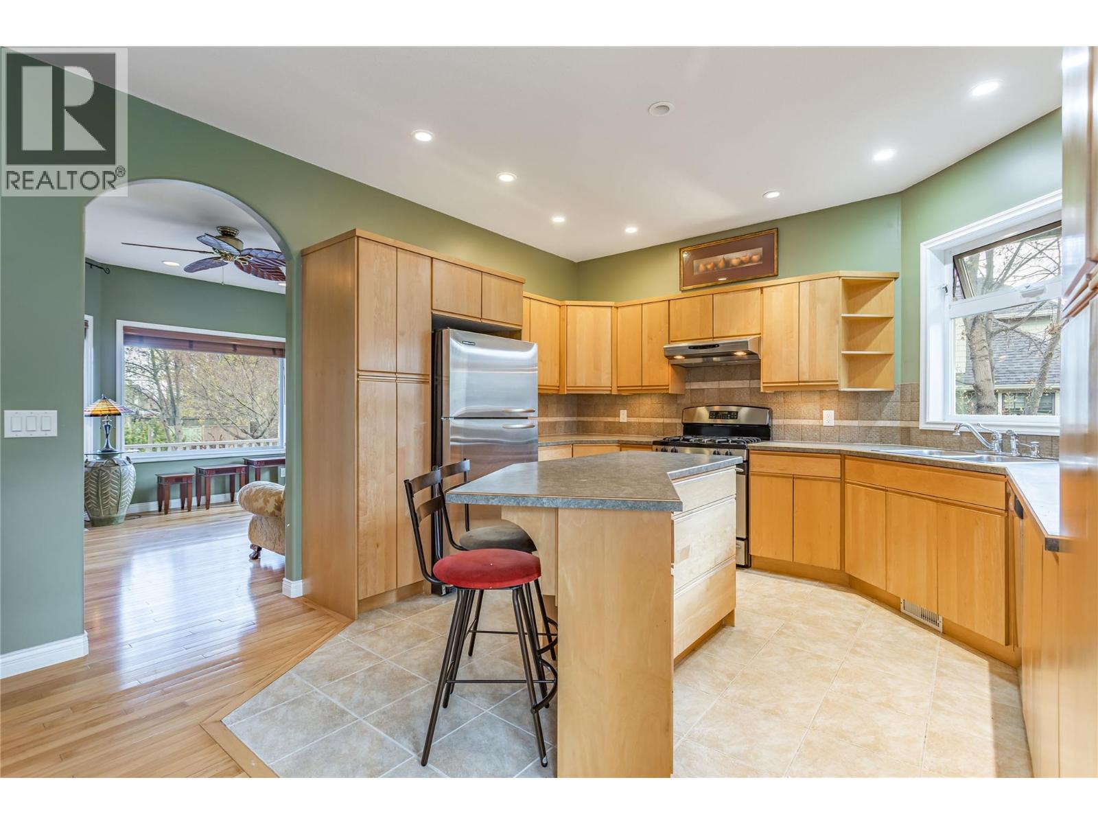 507 Wren Place, Kelowna, British Columbia  V1W 4K8 - Photo 12 - 10383673