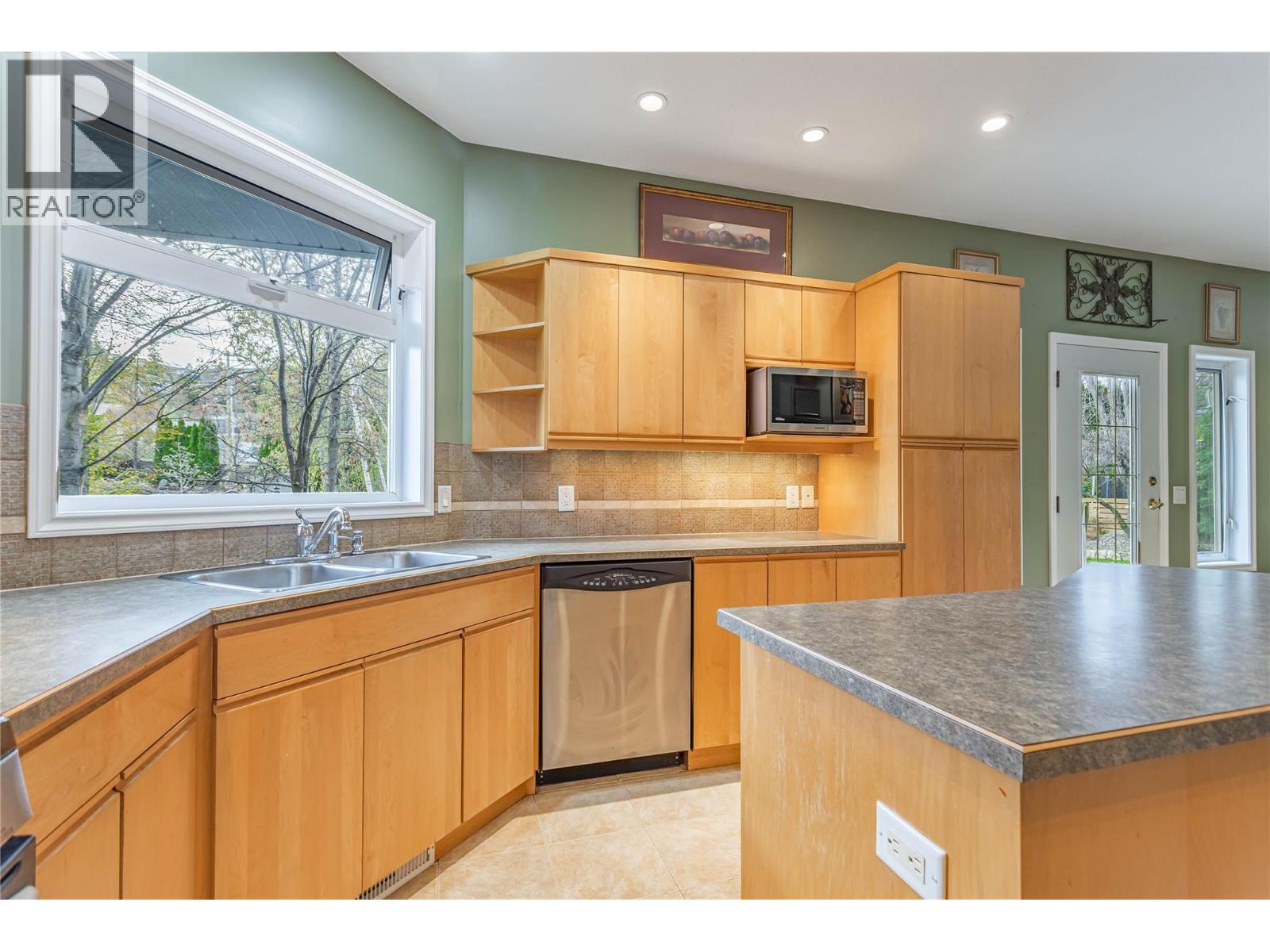 507 Wren Place, Kelowna, British Columbia  V1W 4K8 - Photo 14 - 10383673